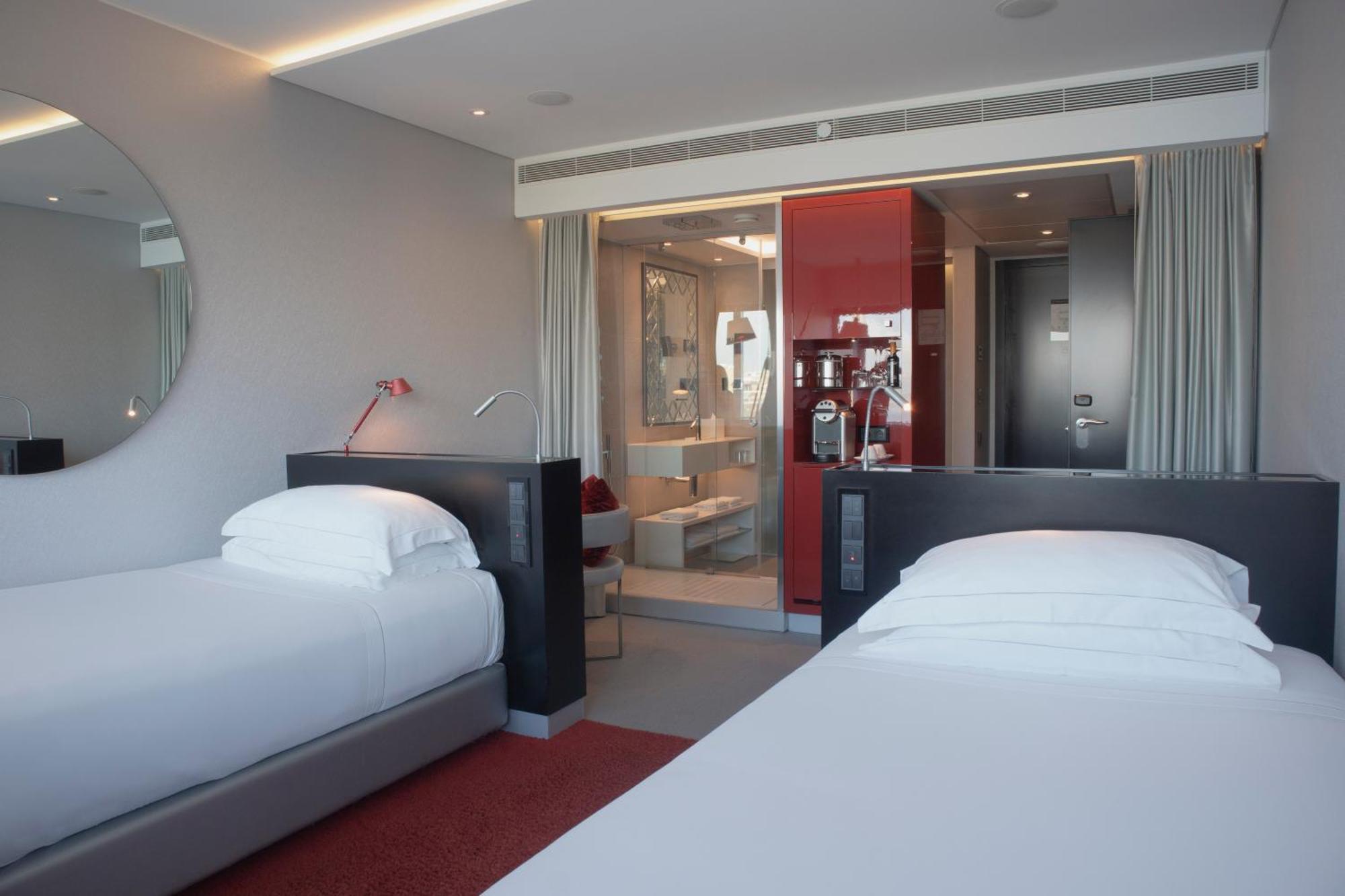 Myriad By Sana Lisbon