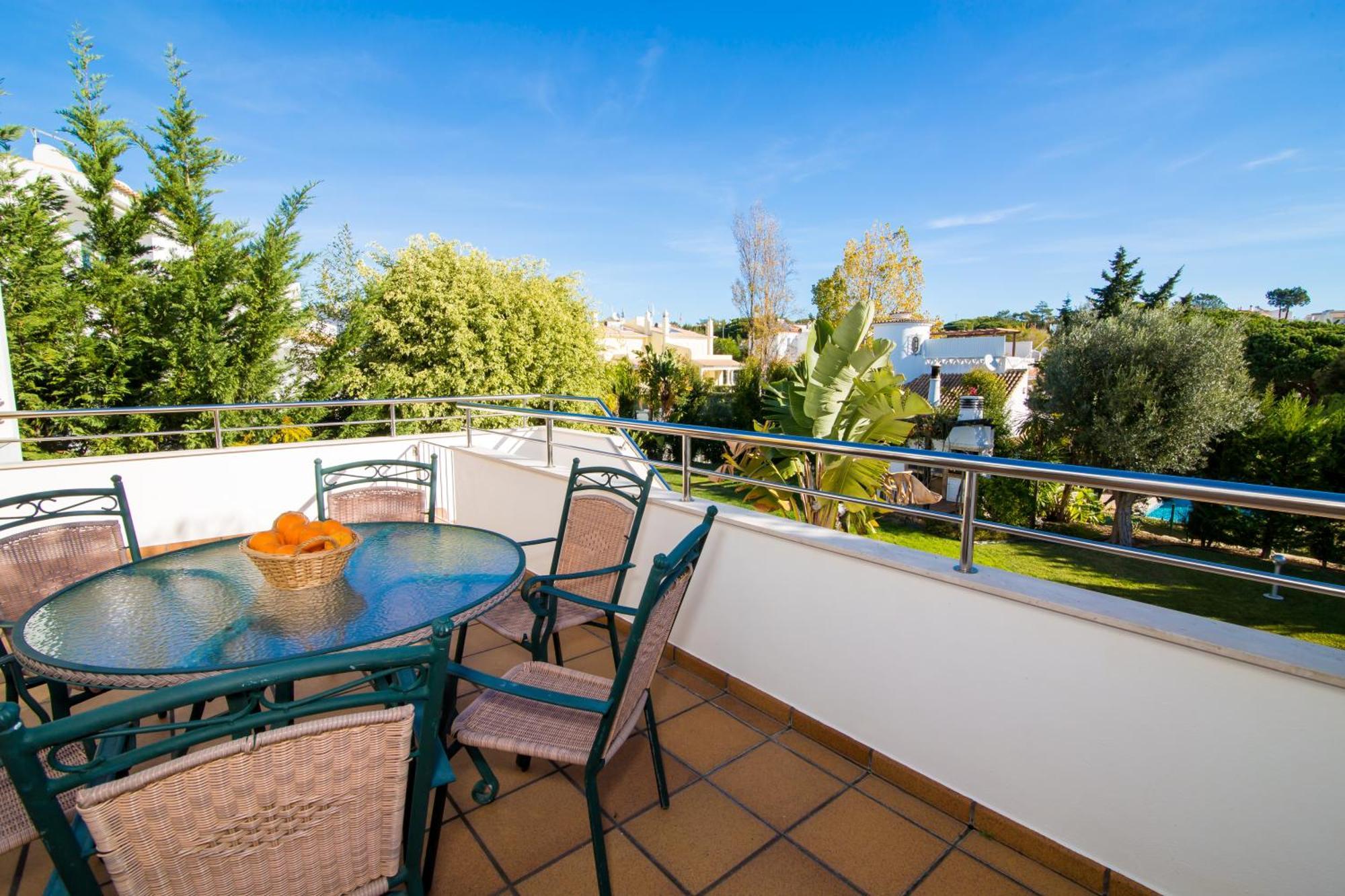 Apartamento Pine Tree - Da Coelha - *