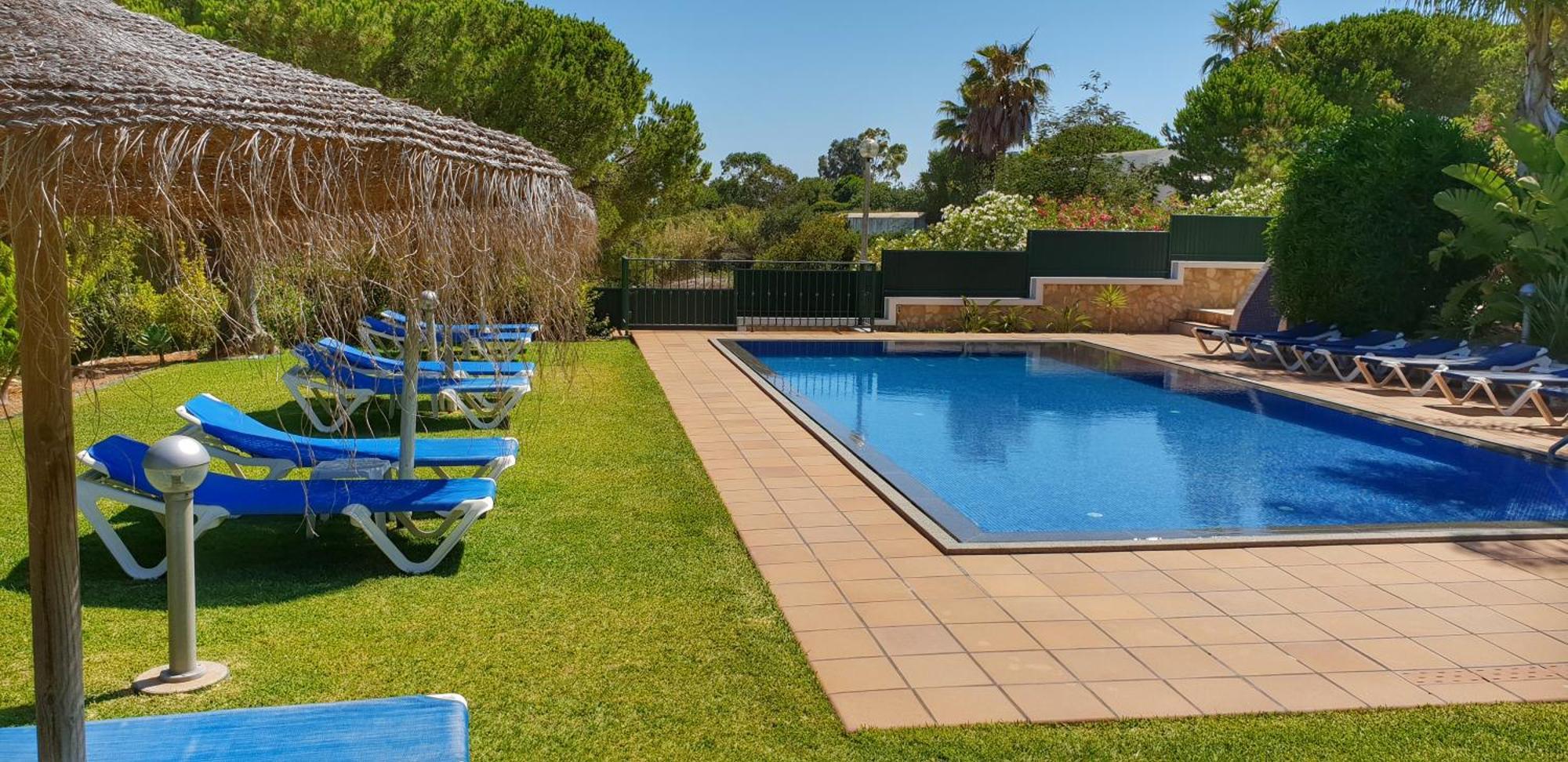 Apartamento Pine Tree - Da Coelha - *