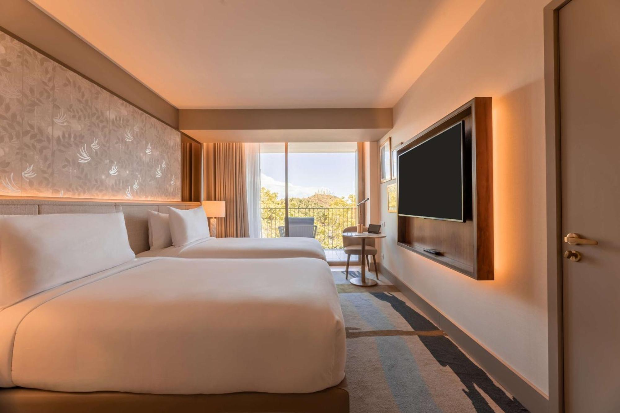 Legacy Cascais, Curio Collection By Hilton 4*