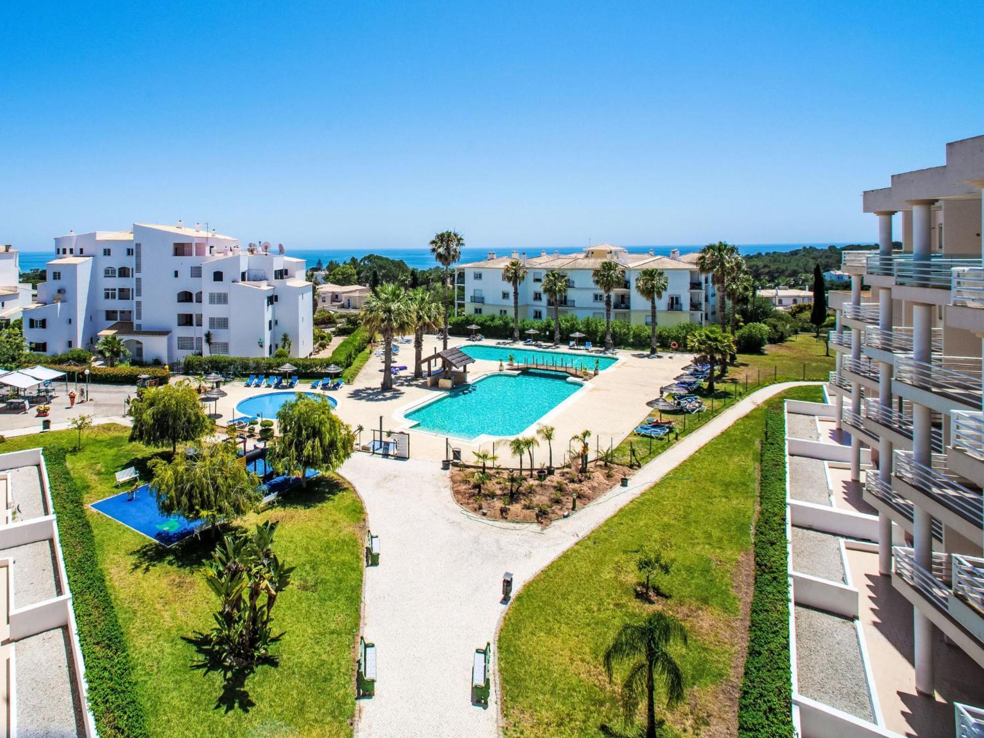 Apartment Estrela Do Vau Apart- 3 Bedroom-3 By Interhome Portimao