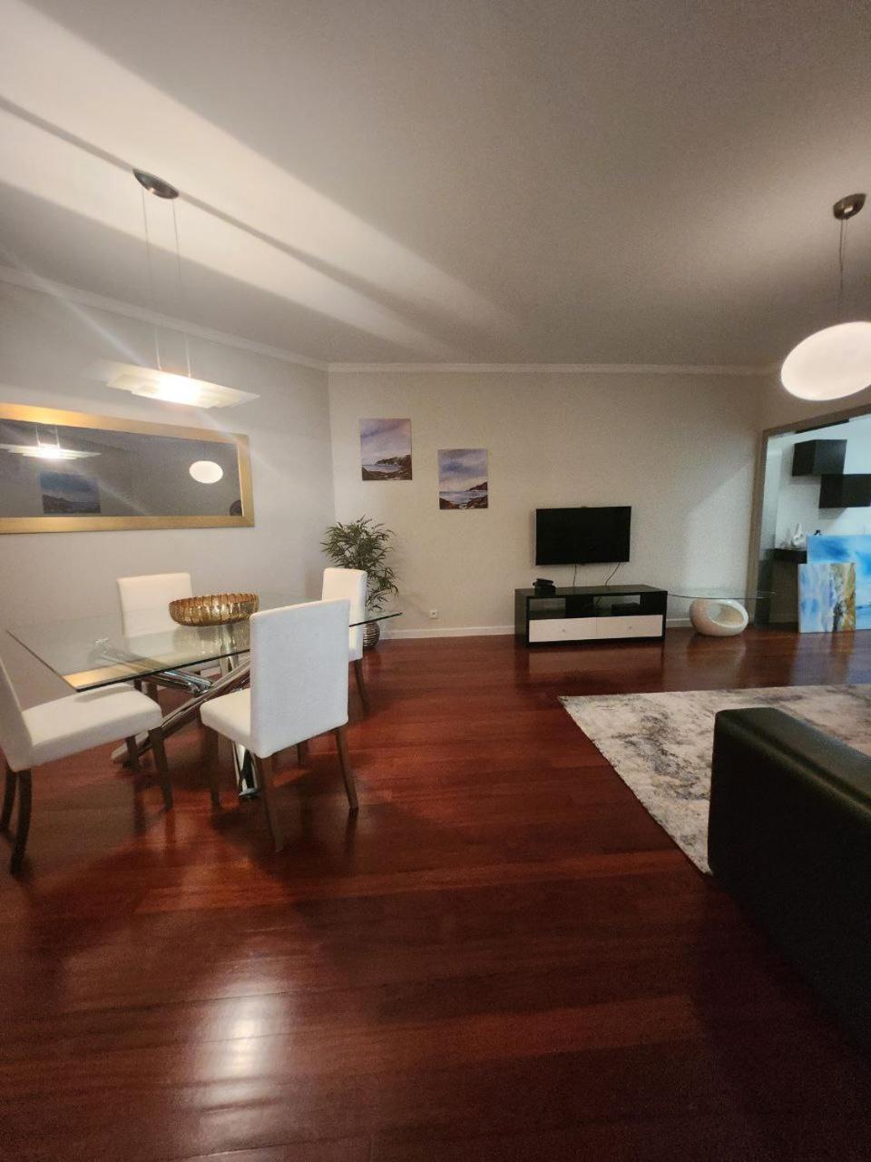 Apartamento Blue Diamond-seaview & Free Park Funchal (Madeira)