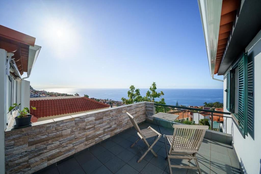 Com Vista 360 Sobre O Funchal (Madeira)