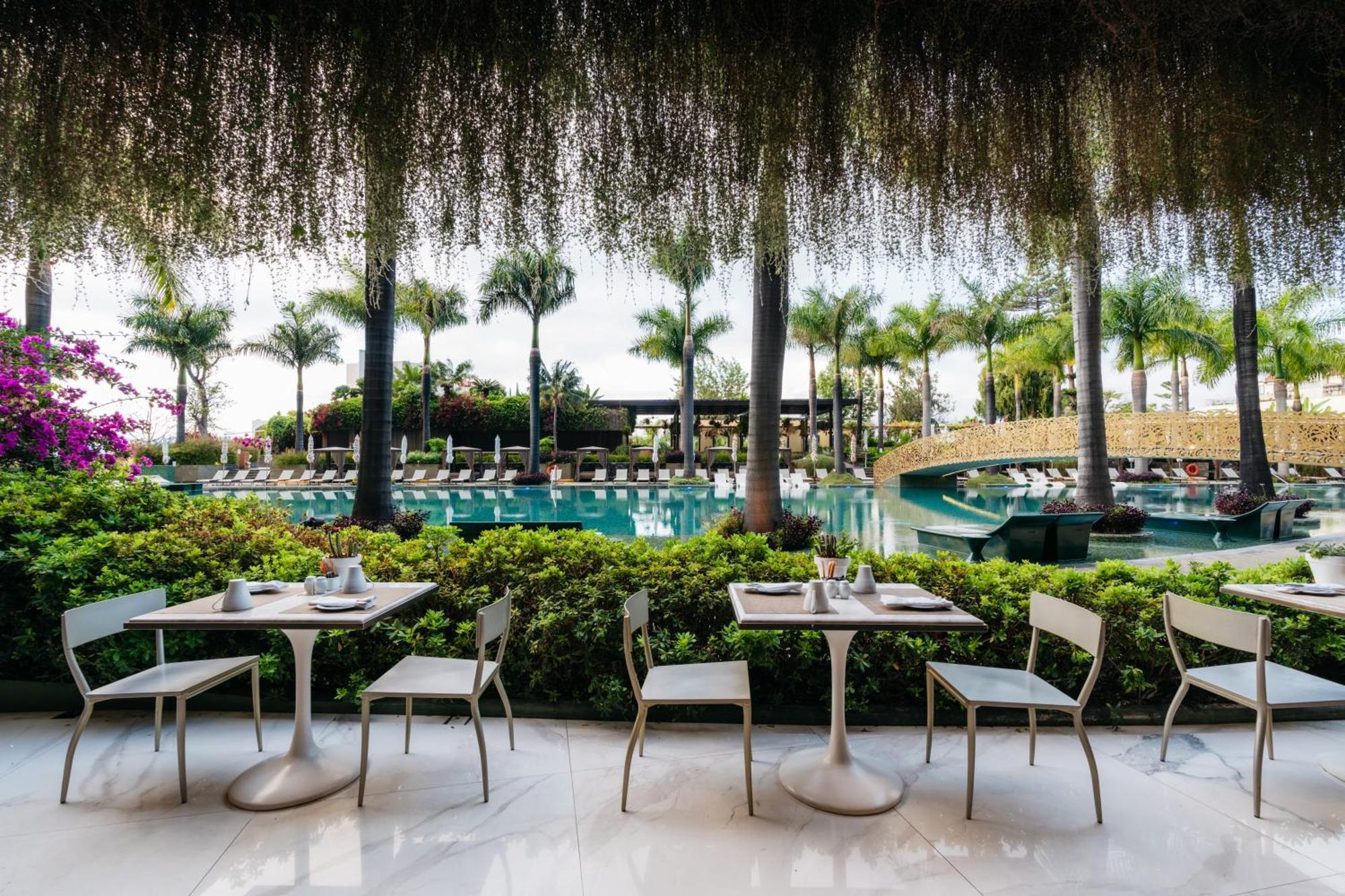 Savoy Palace - The Leading Of The World - Savoy Signature 5*