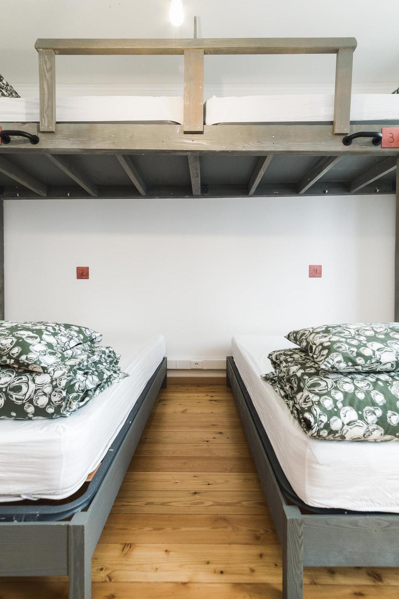 Hostel Wot Patio Lisbon