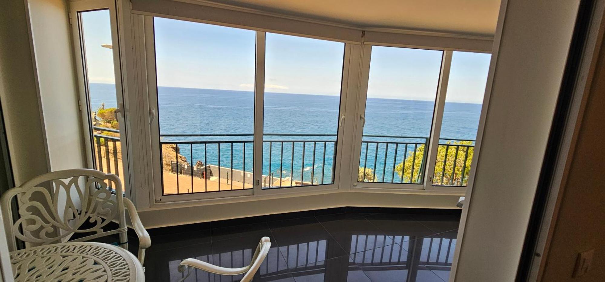 Blue Diamond-seaview & Free Park * Funchal (Madeira)