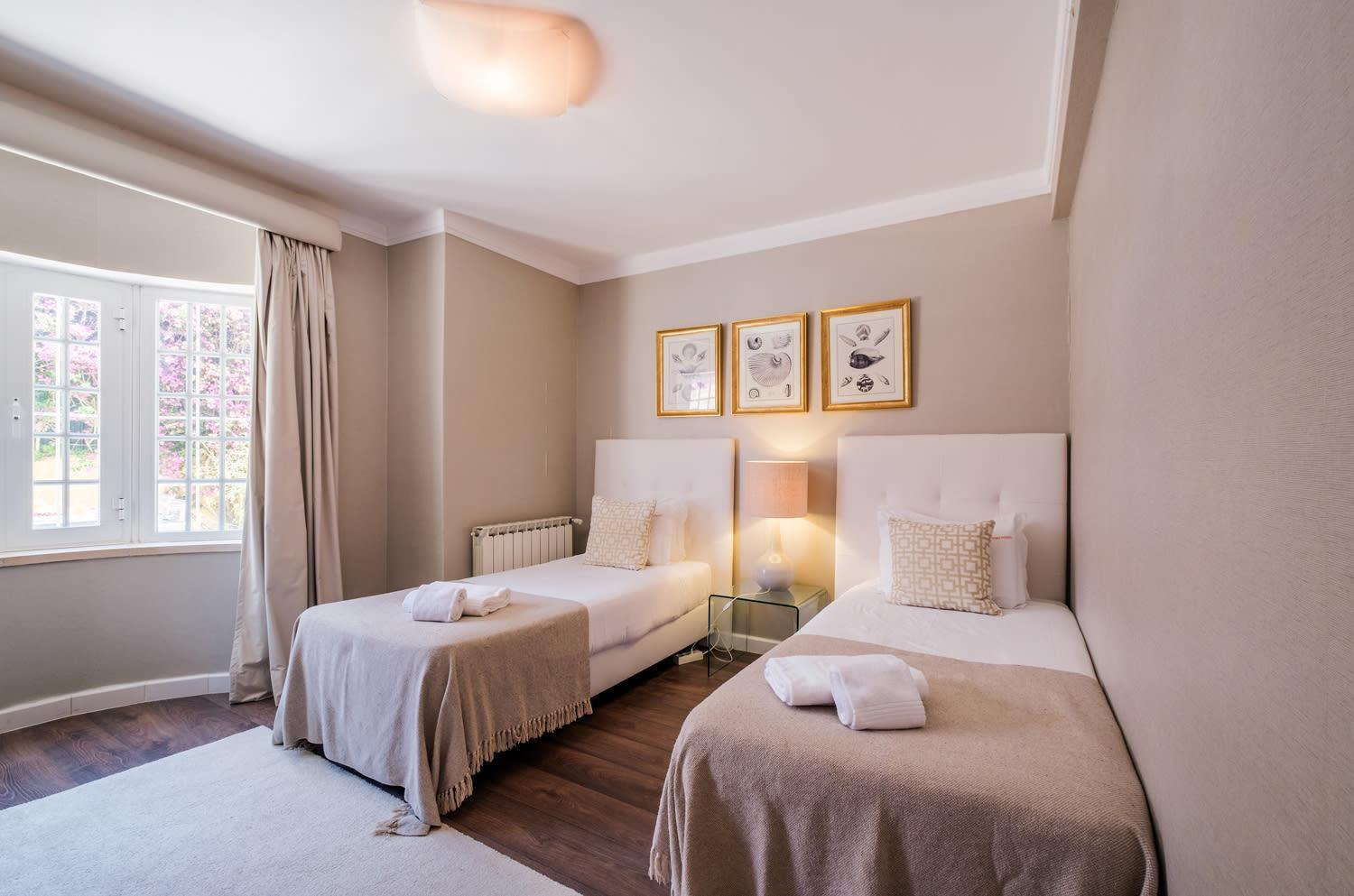 Seafront Unit 1 *