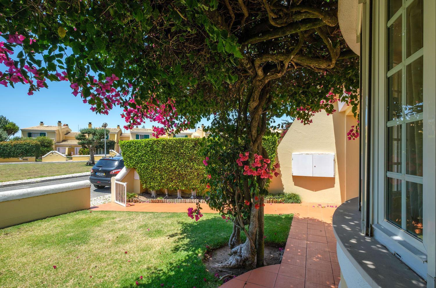 Villa Seafront Unit 1
