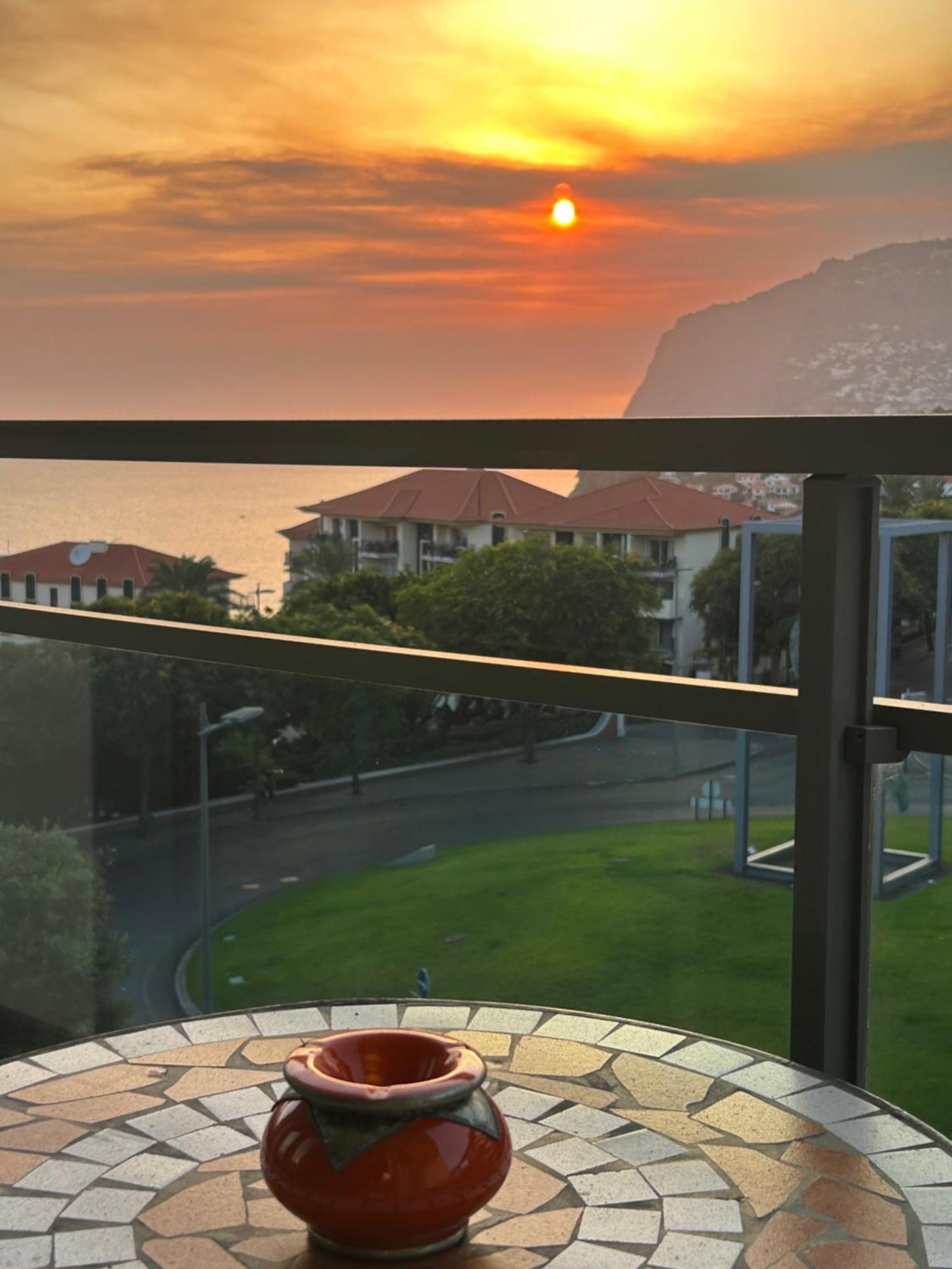 Cozy T2 With Ocean View * Funchal (Madeira)
