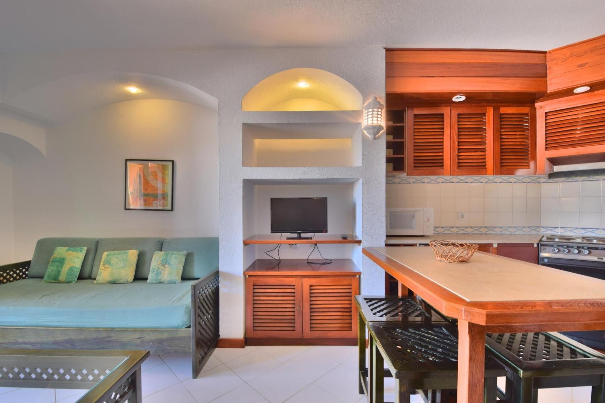 Bellavista Avenida By Beguest Aparthotel 3*