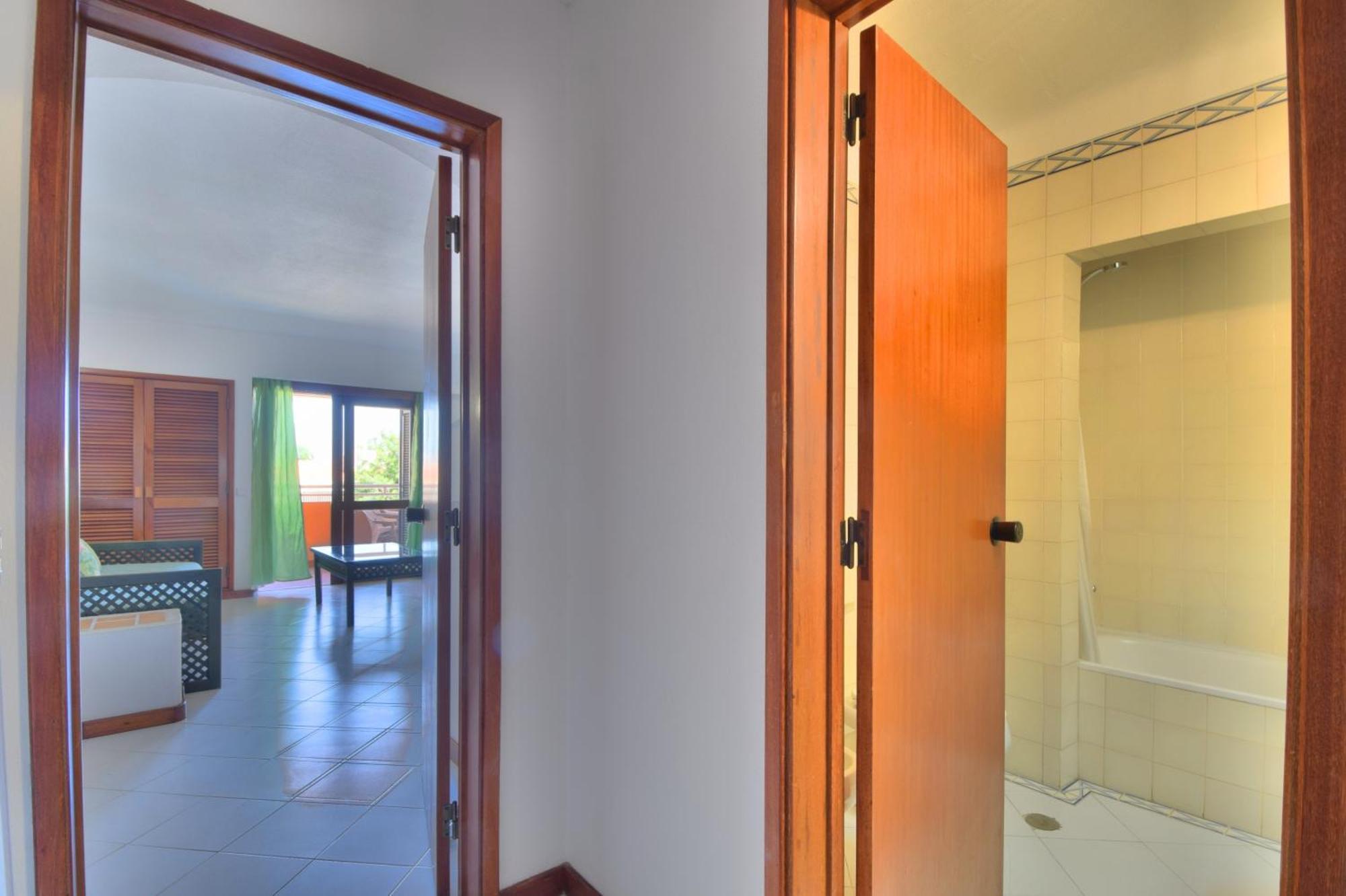 Aparthotel Bellavista Avenida By Beguest 3*