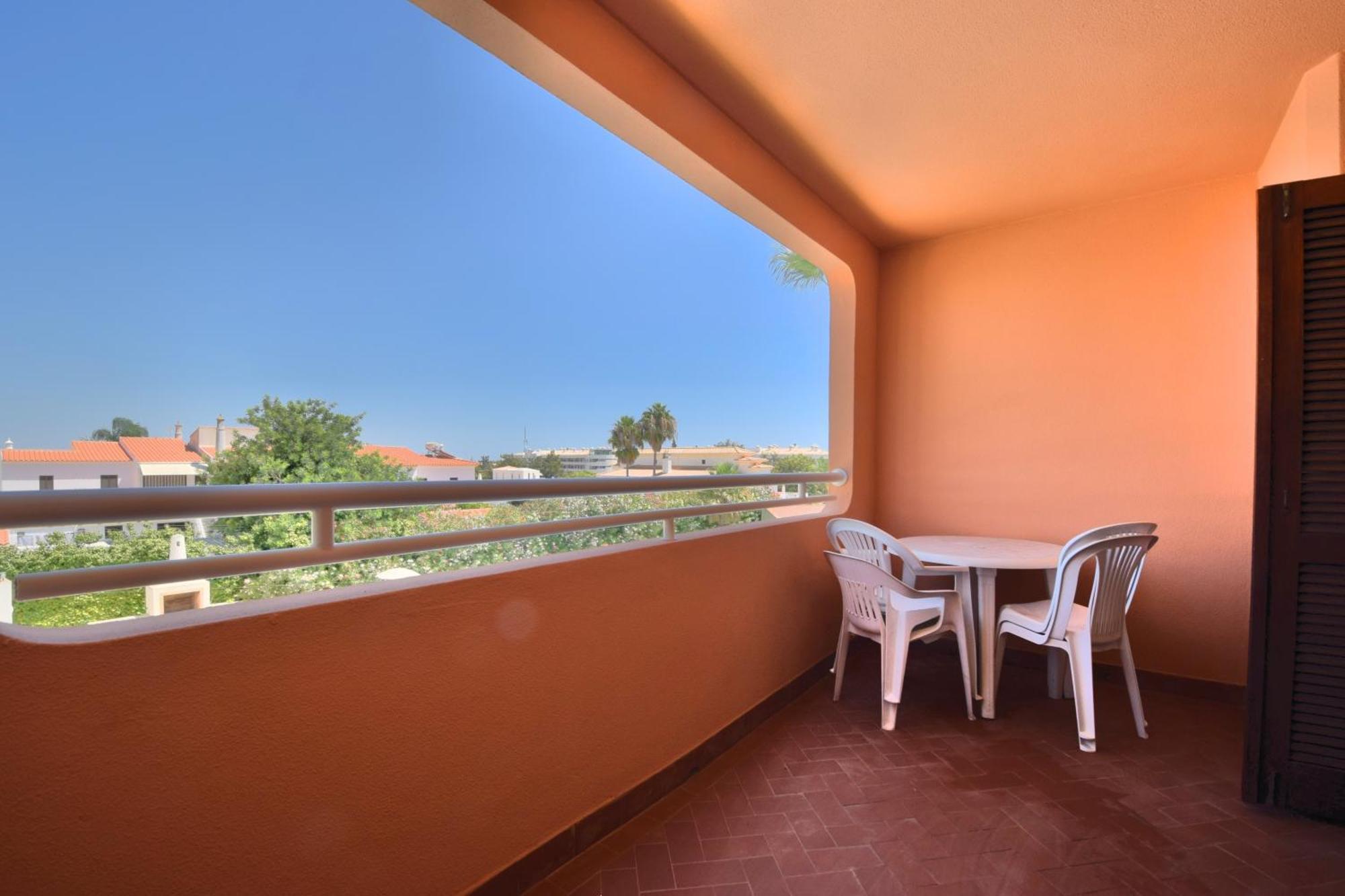 Aparthotel Bellavista Avenida By Beguest Albufeira