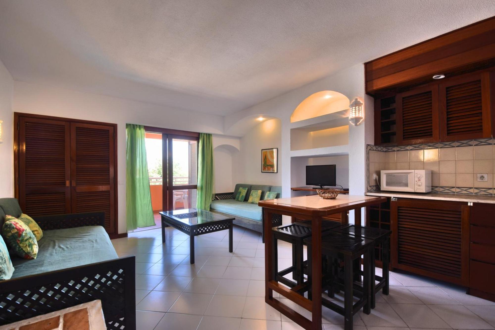 Bellavista Avenida By Beguest Aparthotel 3*