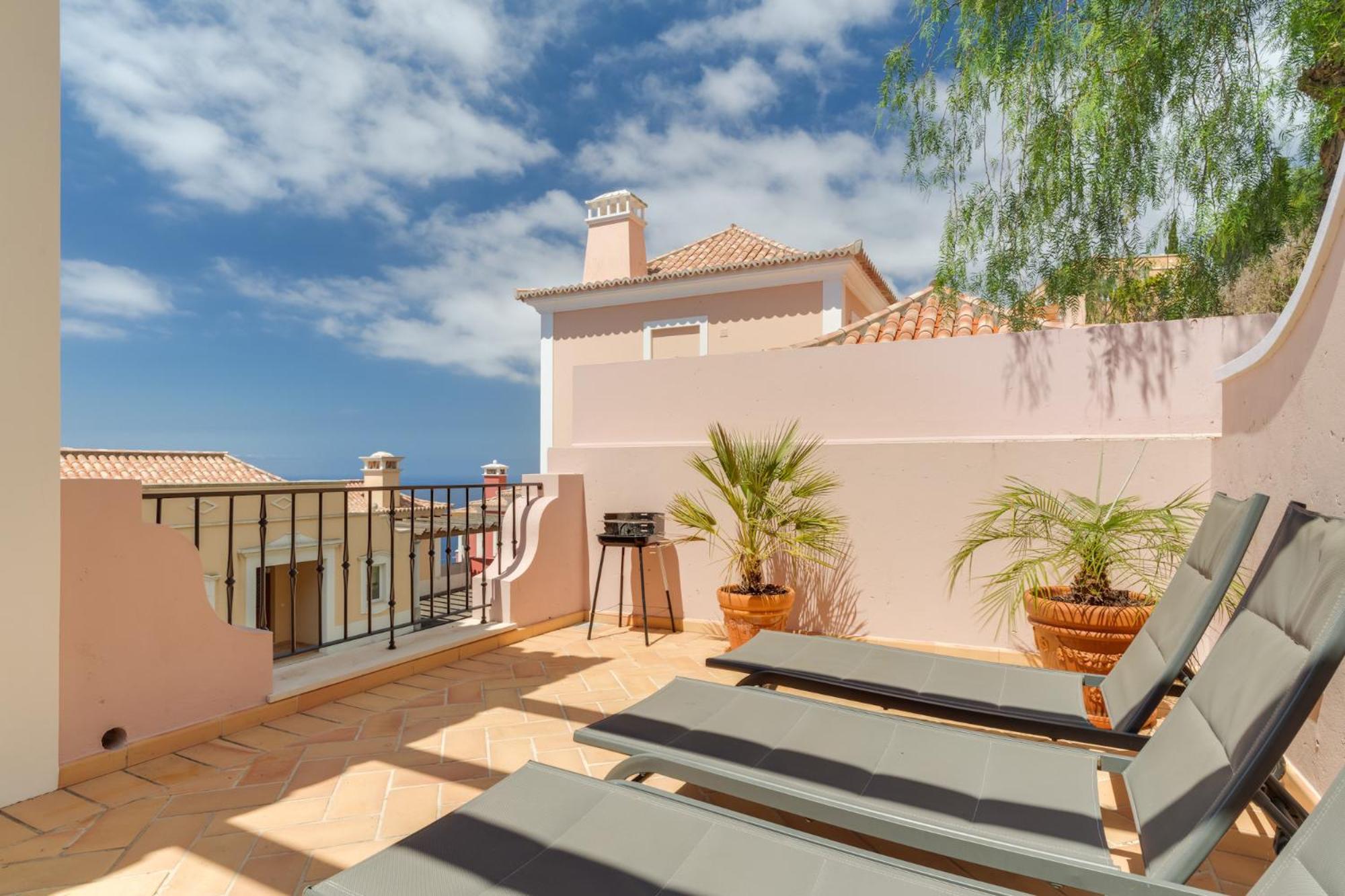 Balancal And Palheiro Village 3*