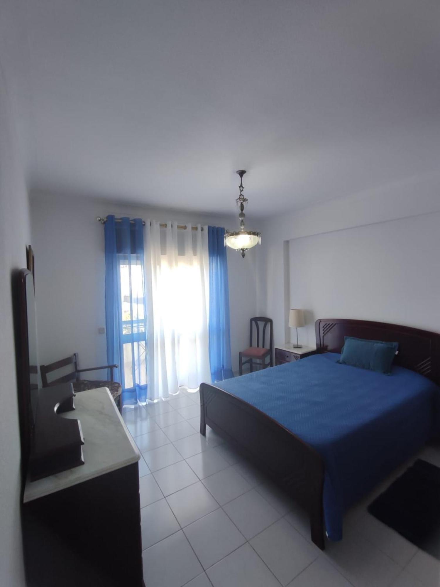 3 Bedrooms Balcony Flat Apartment *