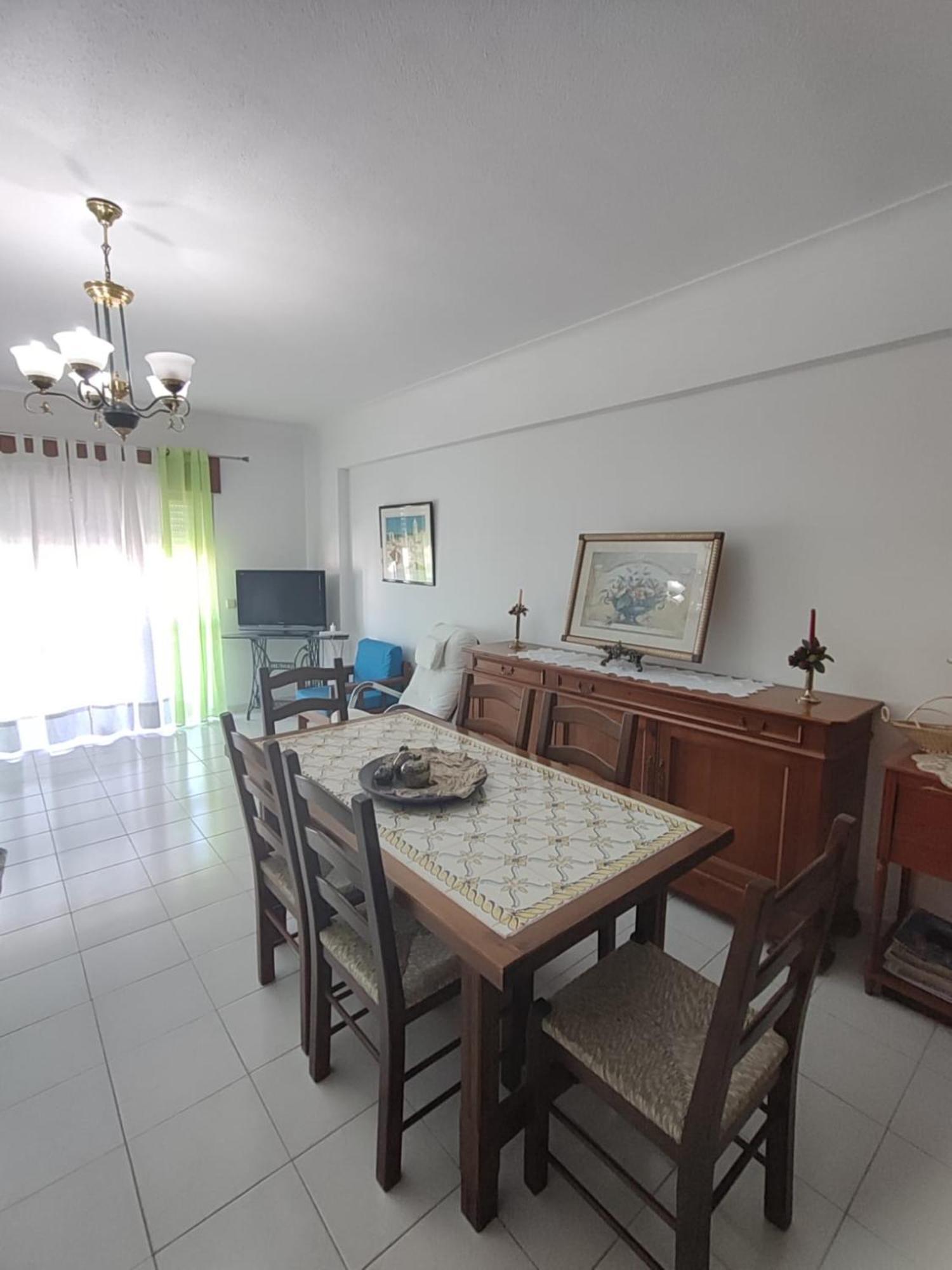 Apartment 3 Bedrooms Balcony Flat