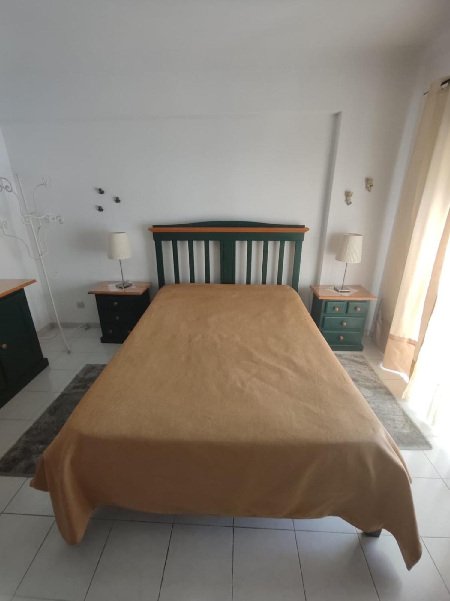 Apartment 3 Bedrooms Balcony Flat