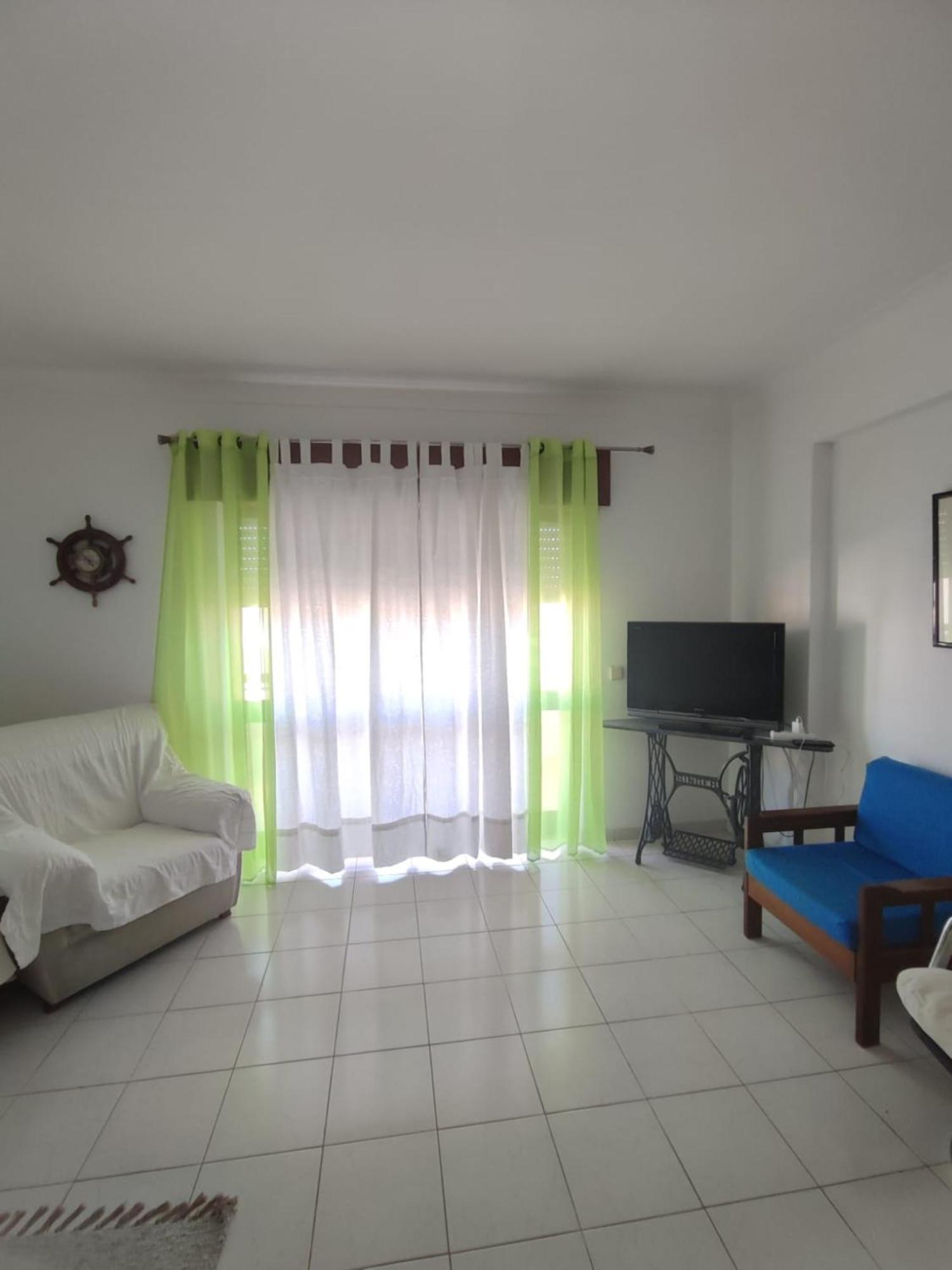Apartment 3 Bedrooms Balcony Flat