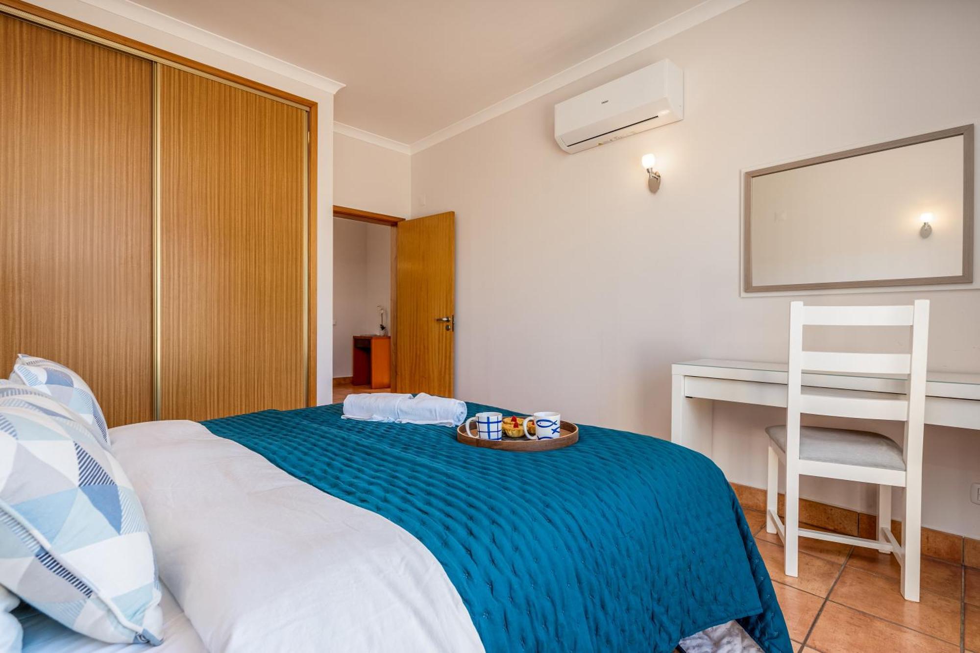 Apartment Host Wise - Bright & Stylish Flat With Pool Lagos