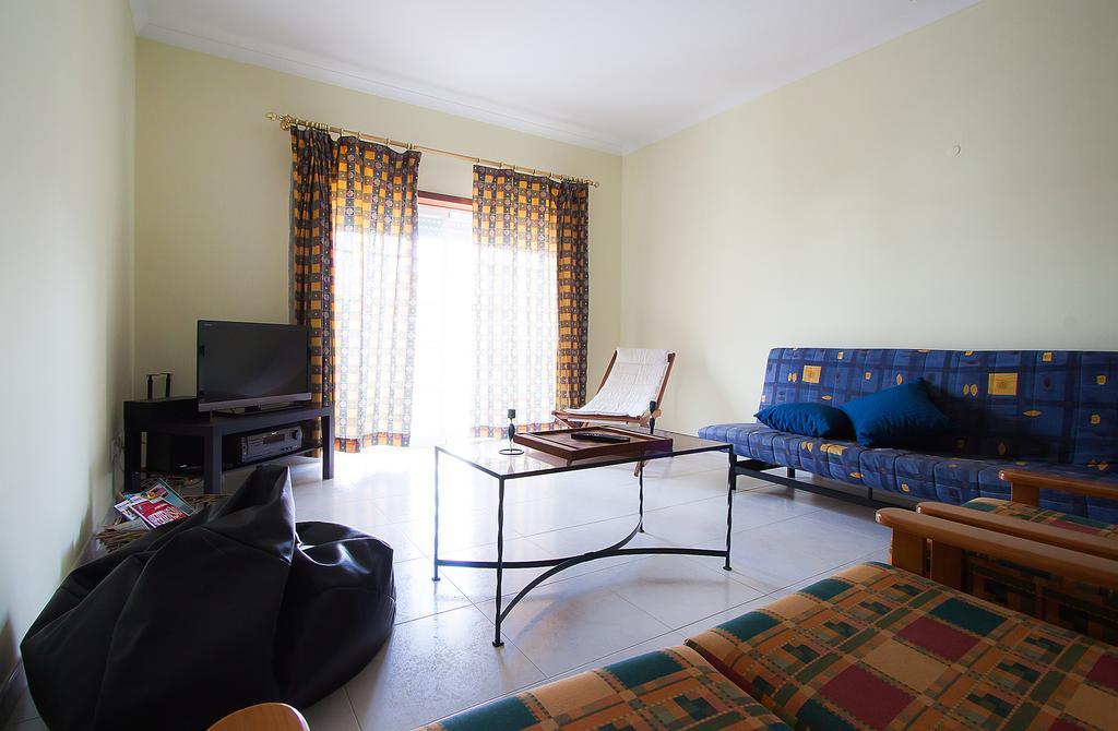 Filipe House, Lagos Apartment Apartamento *