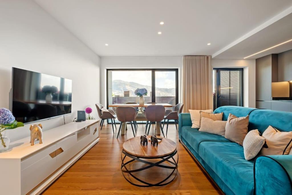 View Apartment *