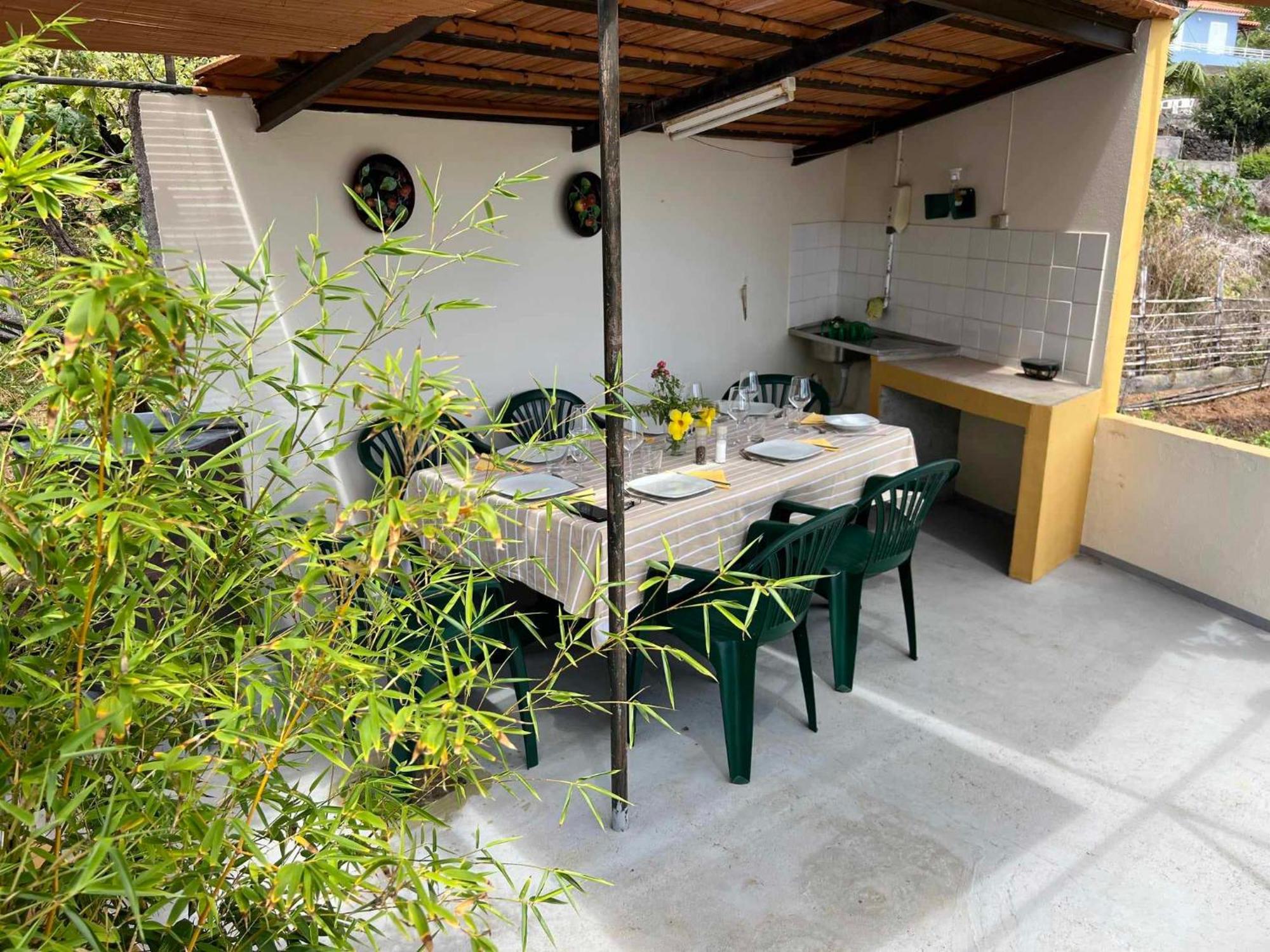 Holiday home Chinchilla's House Madeira Style *