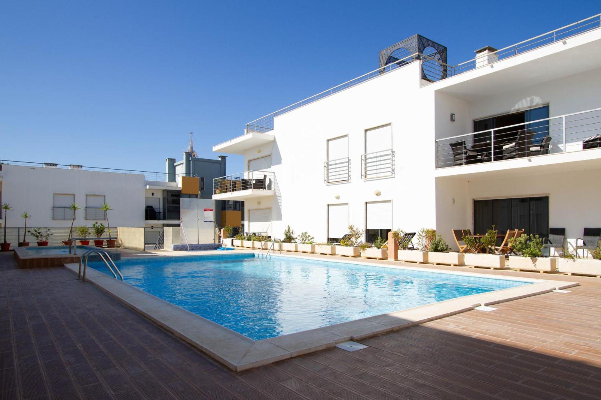 Apartment Casa Happiness, Swimming Pool, Fast Wifi, Parking