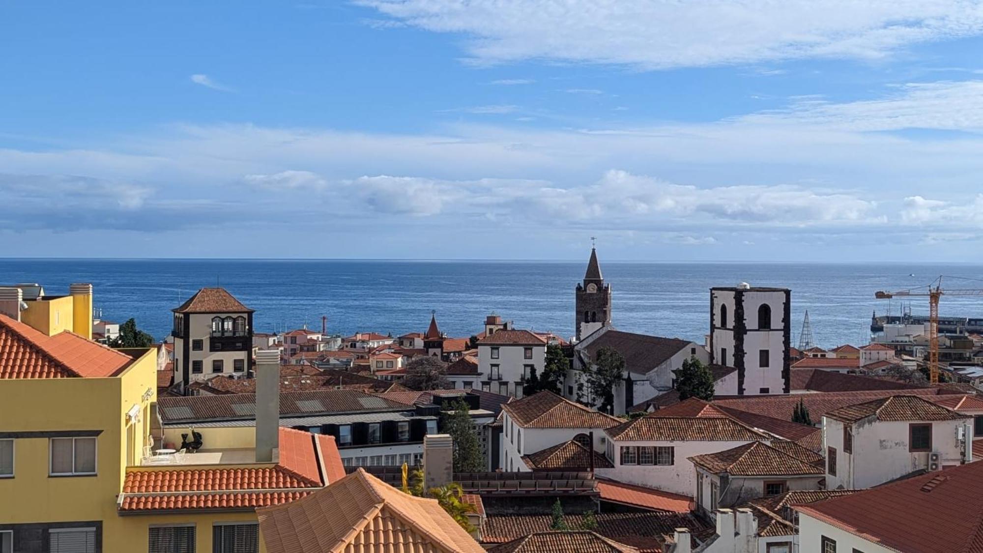 Apartamento Top-floor One-bedroom Flats - Peaceful With Ocean And Views