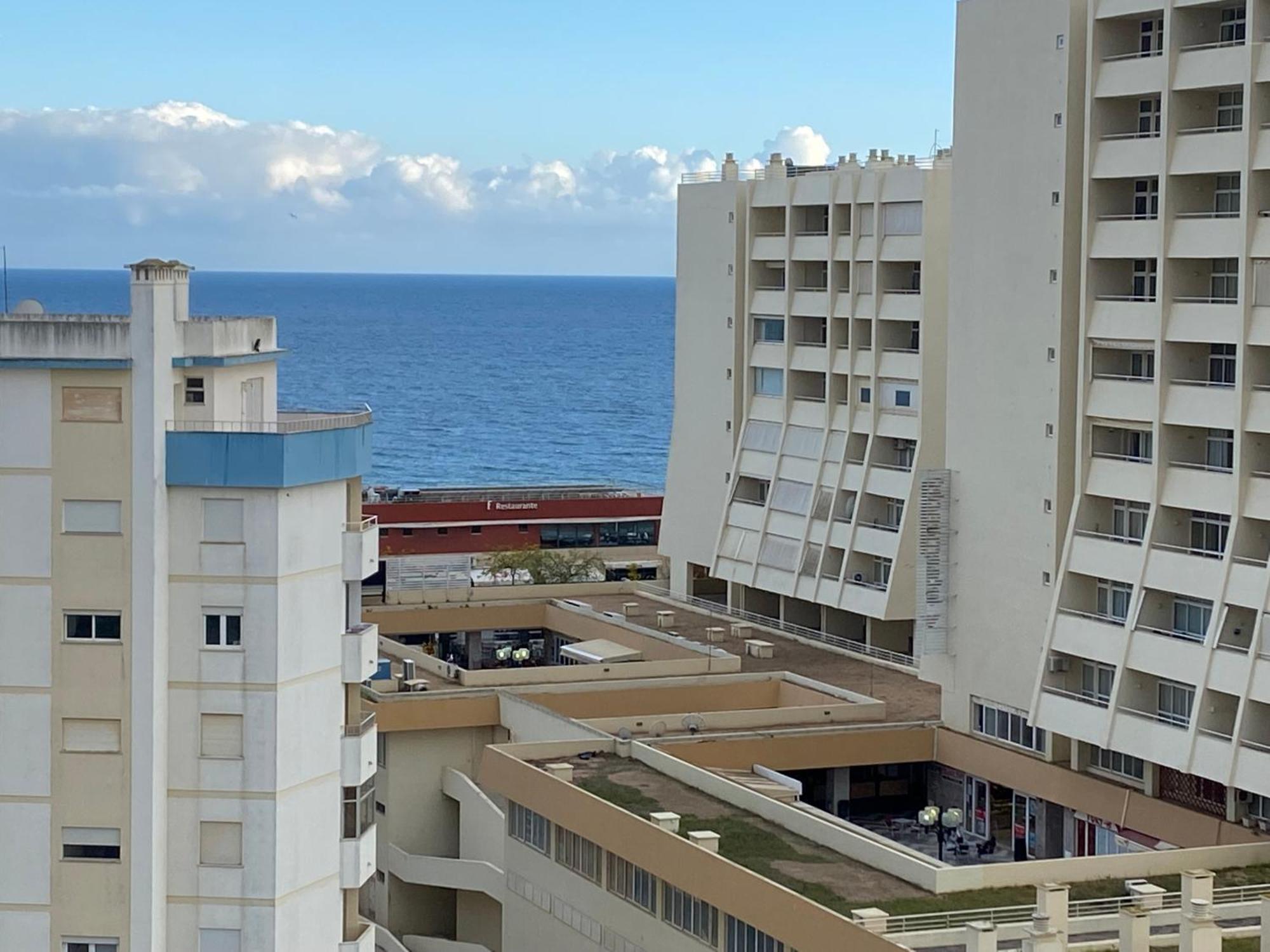Lovely With Sea View In Da Rocha Apartment