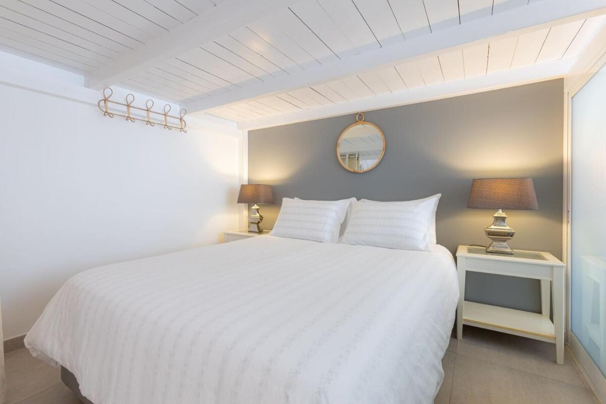 Bellevue By The Sea - Oceanfront For 4 With Stunning Views At Dona Ana Apartment *