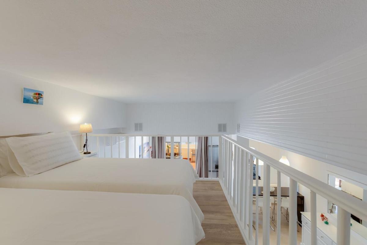 Apartment Bellevue By The Sea - Oceanfront For 4 With Stunning Views At Dona Ana