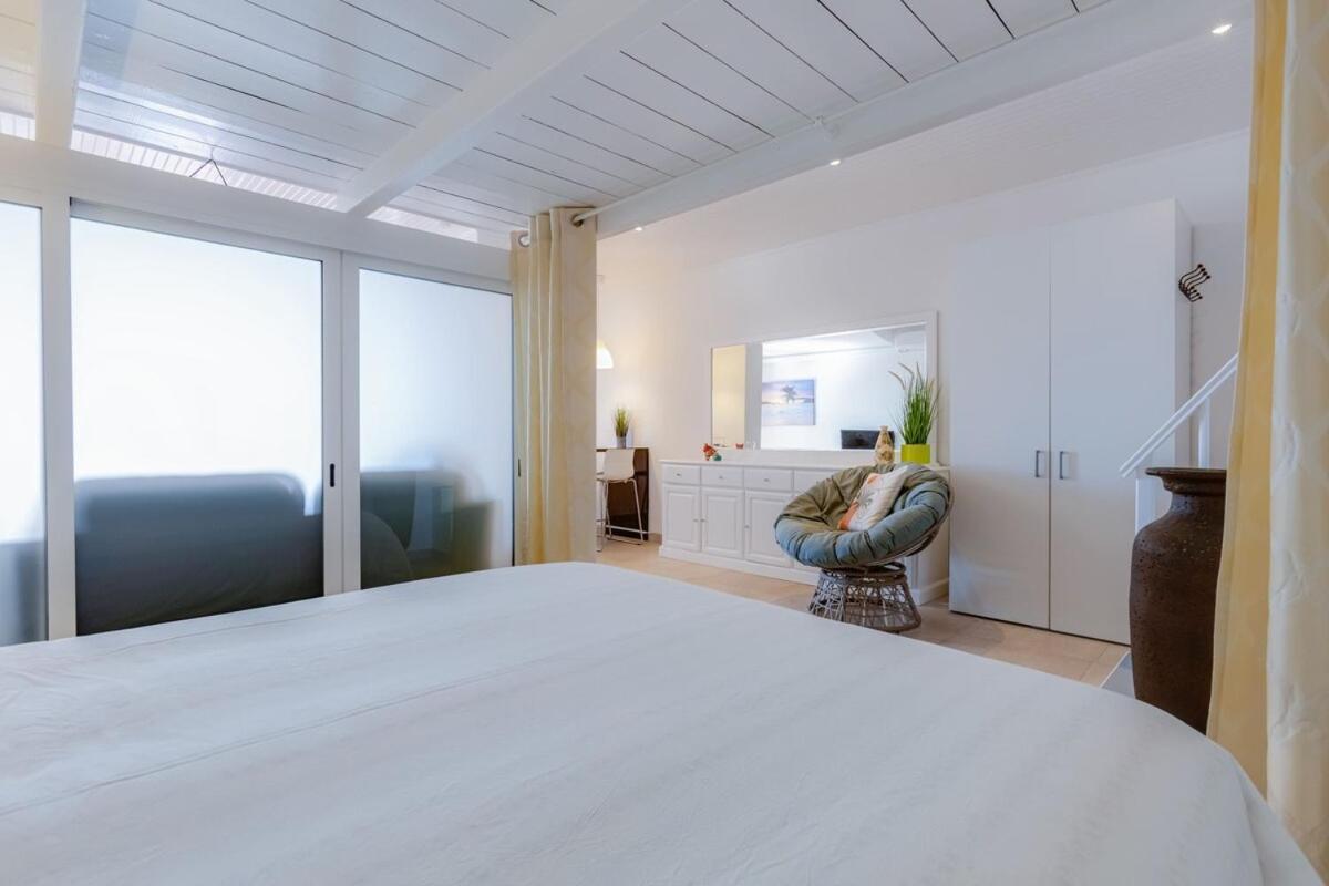 Bellevue By The Sea - Oceanfront For 4 With Stunning Views At Dona Ana Apartment *