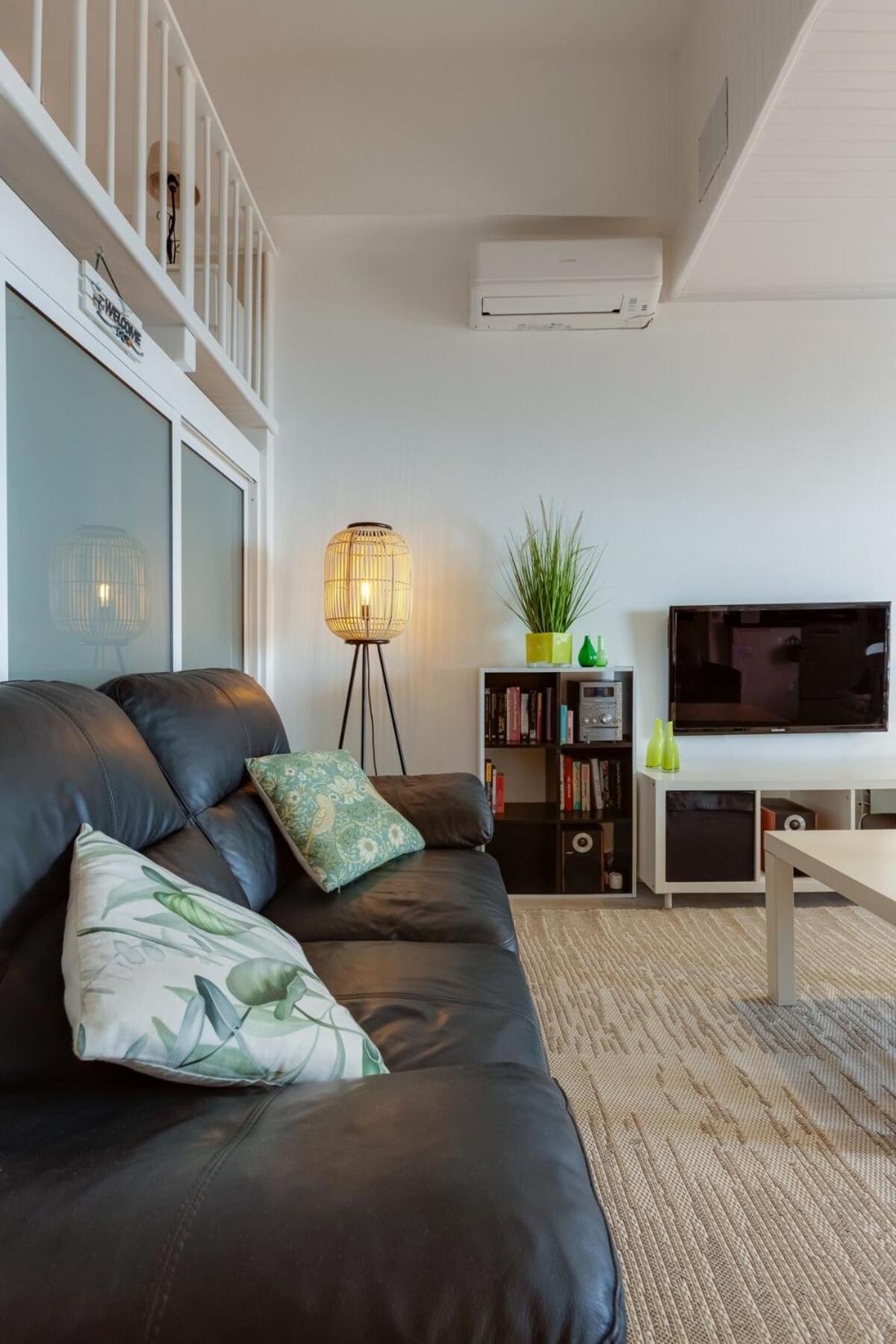 Bellevue By The Sea - Oceanfront For 4 With Stunning Views At Dona Ana Apartment *