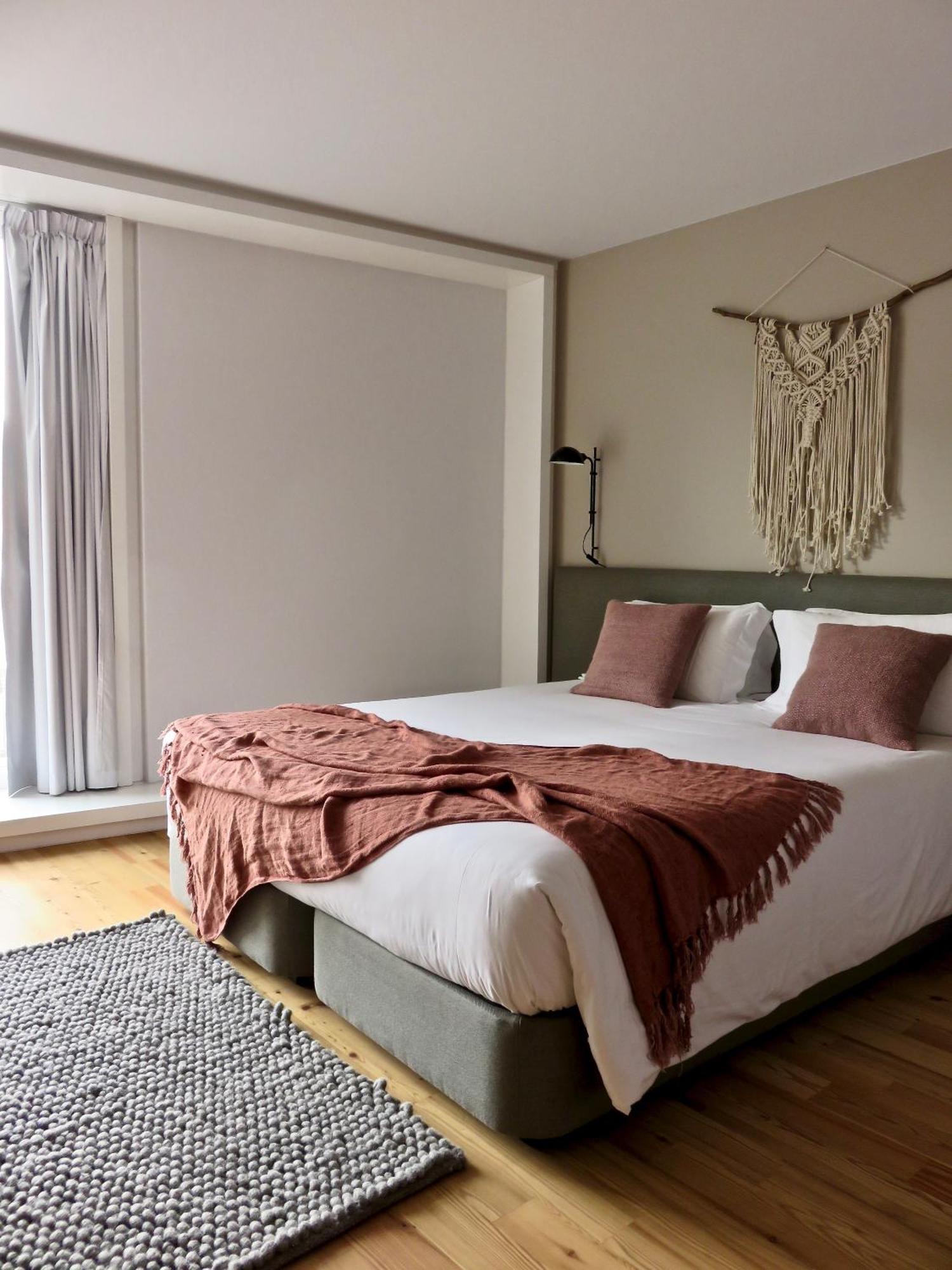 Serviced - Miragaia Ii Apartahotel Oporto