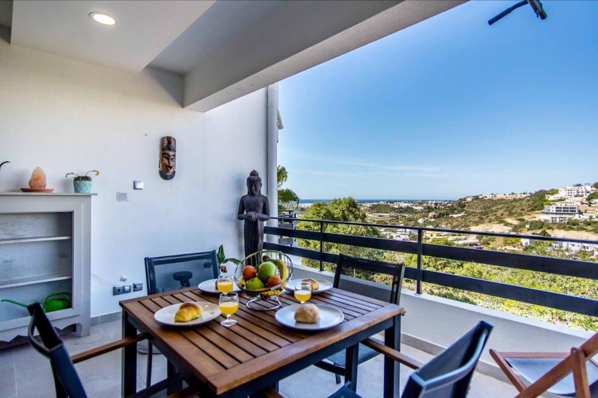 Sunny 3-bedroom *