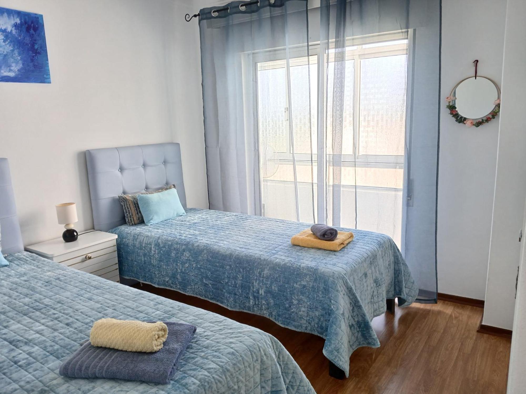 Edif Vaumar Com Vista Mar Portimao