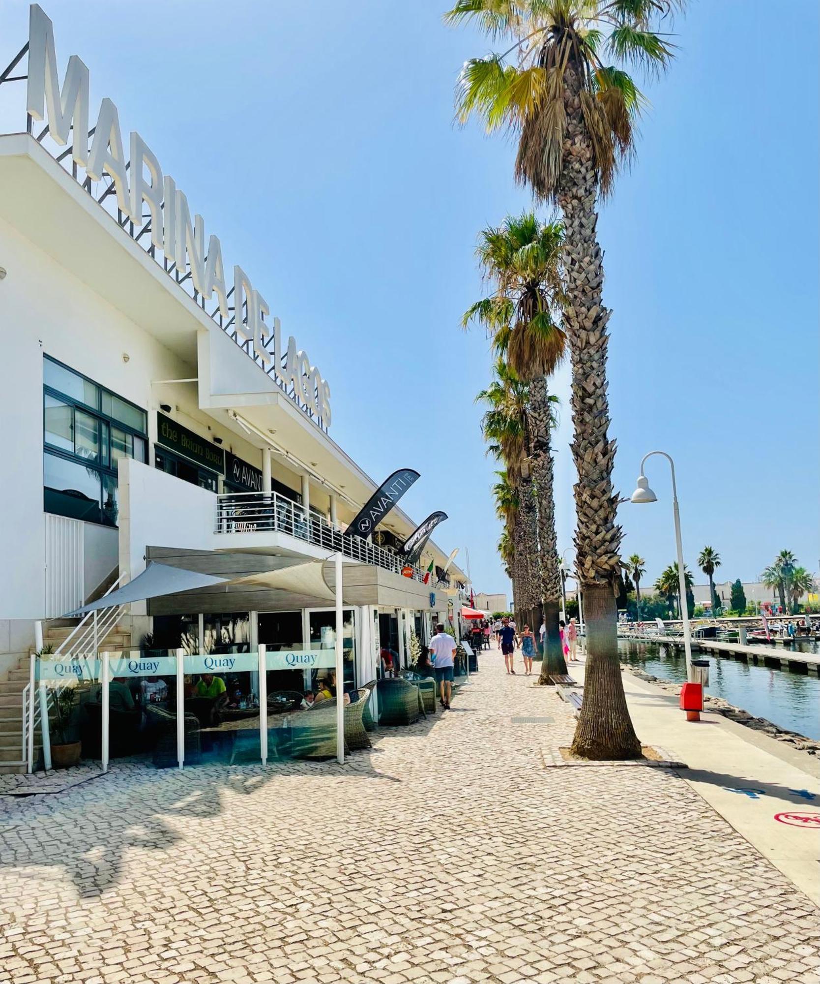 H&h Sea View Elegance: Modern Porto De Mos
