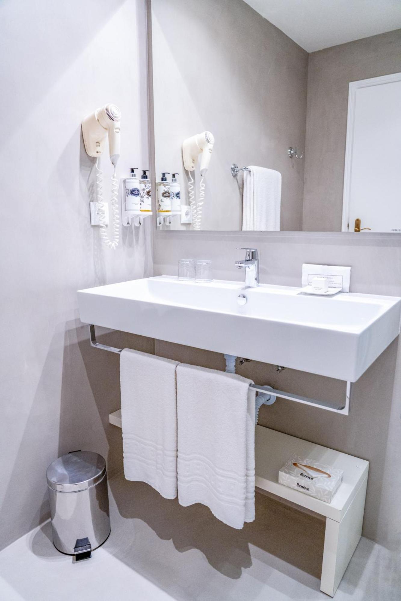 Costa D'oiro Ambiance Village 4*