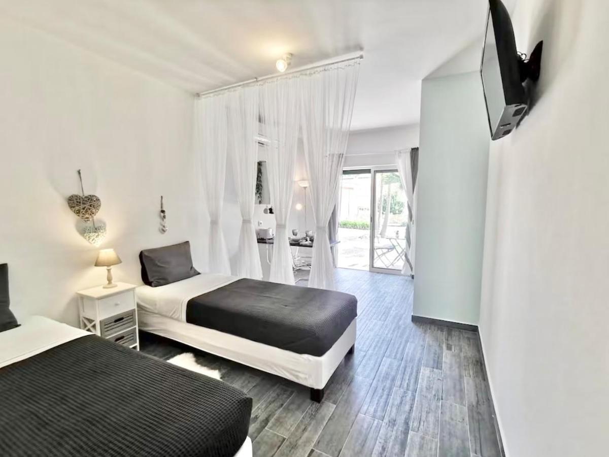 Casa Mos * Lagos