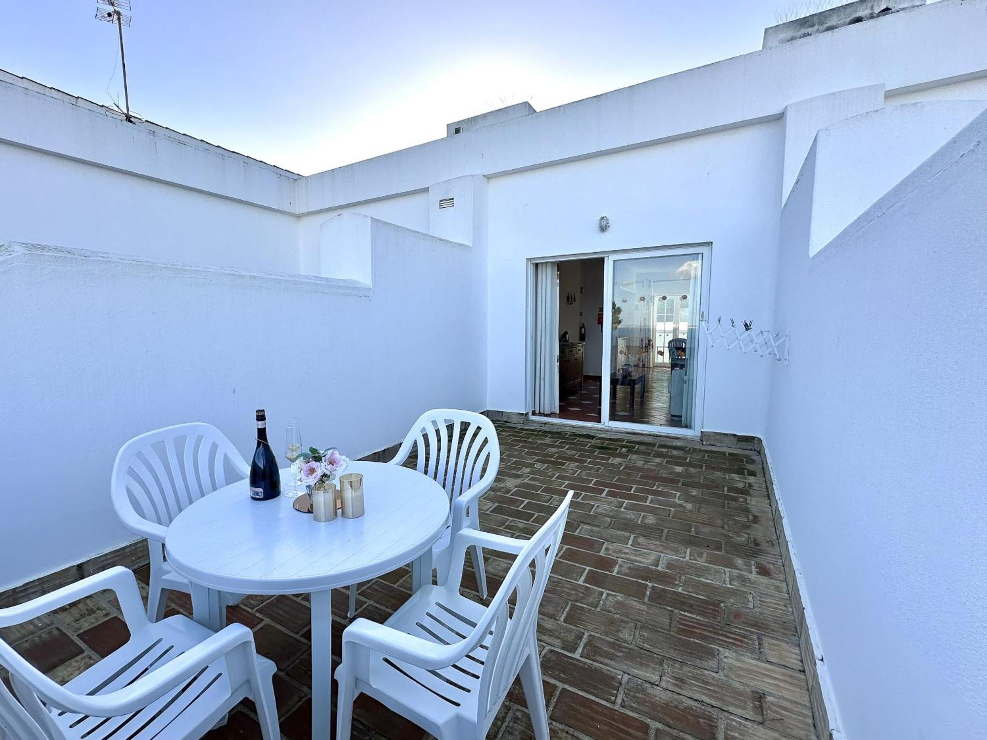Apartamento Duplex Com Vista Mar E Solario Privativo 6 Px *
