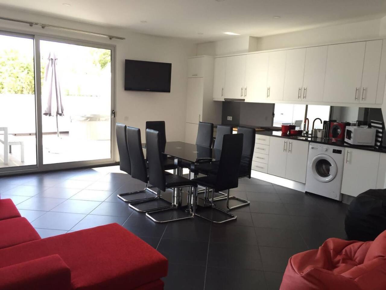 Casa Com 3 Jacuzzi Em * Albufeira