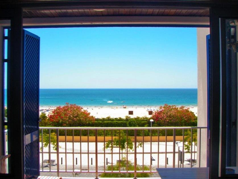 Front View 2 Bedroom Alvorada At Da Rocha Apartment
