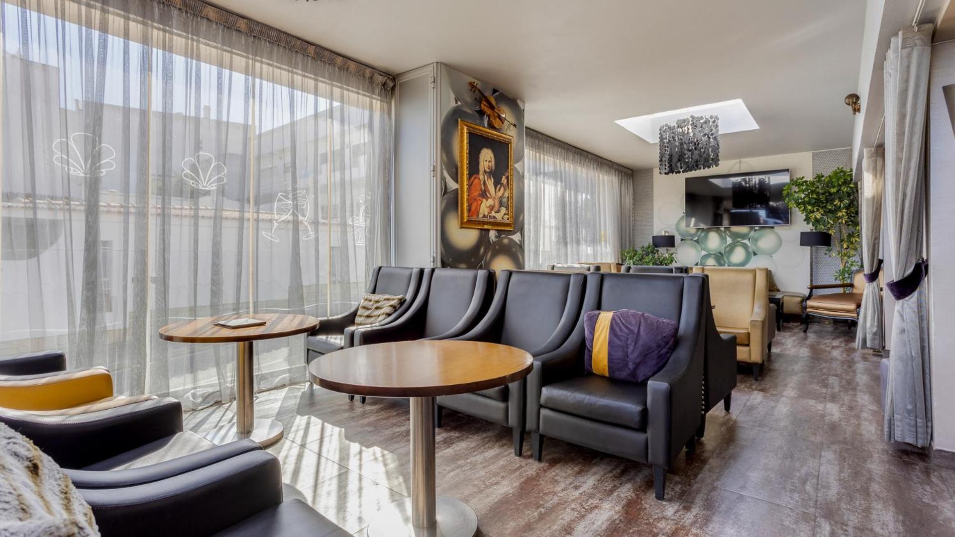 Do Cerro Hotel 4*