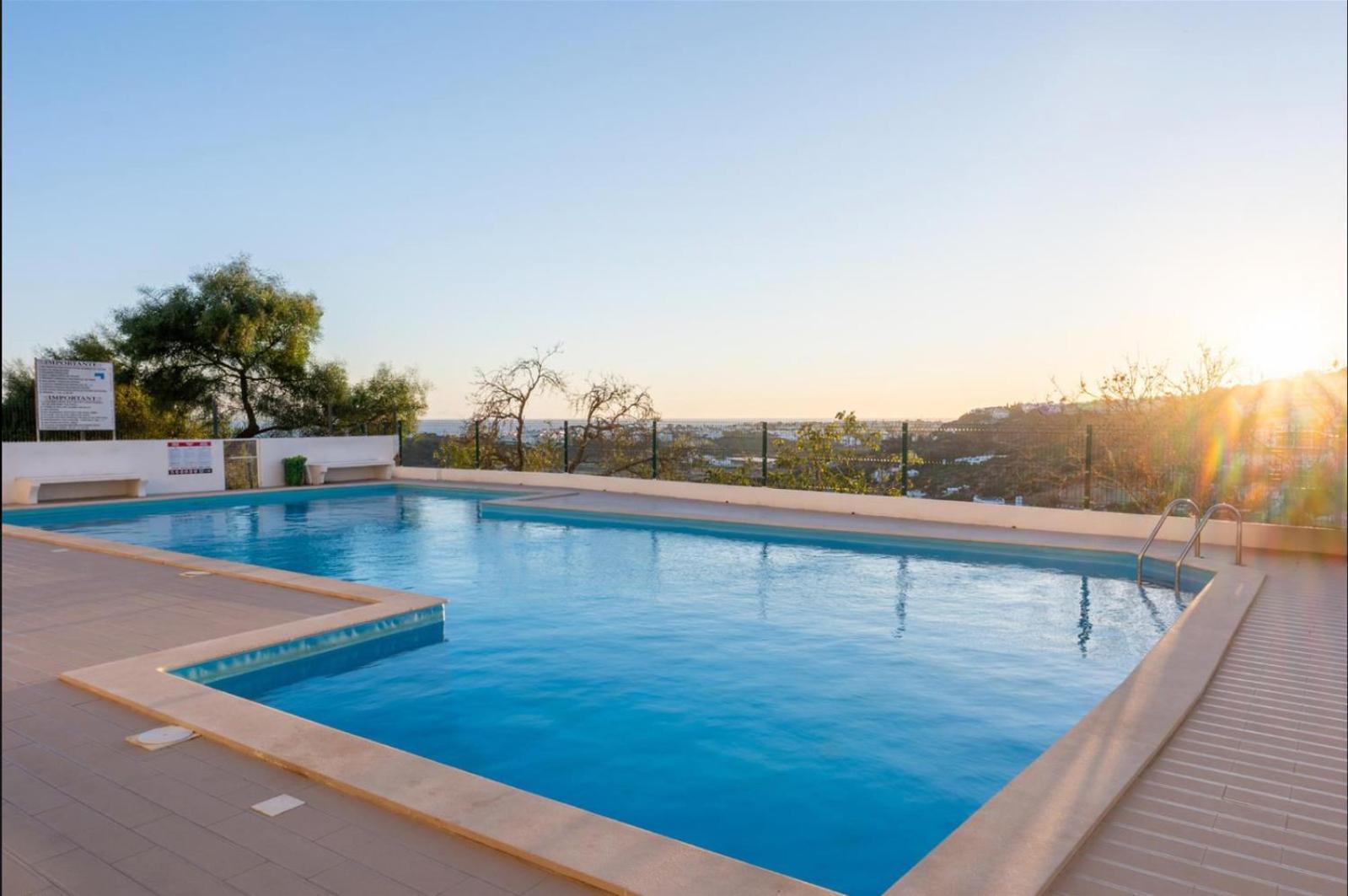 Sunny 3-bedroom Apartment *