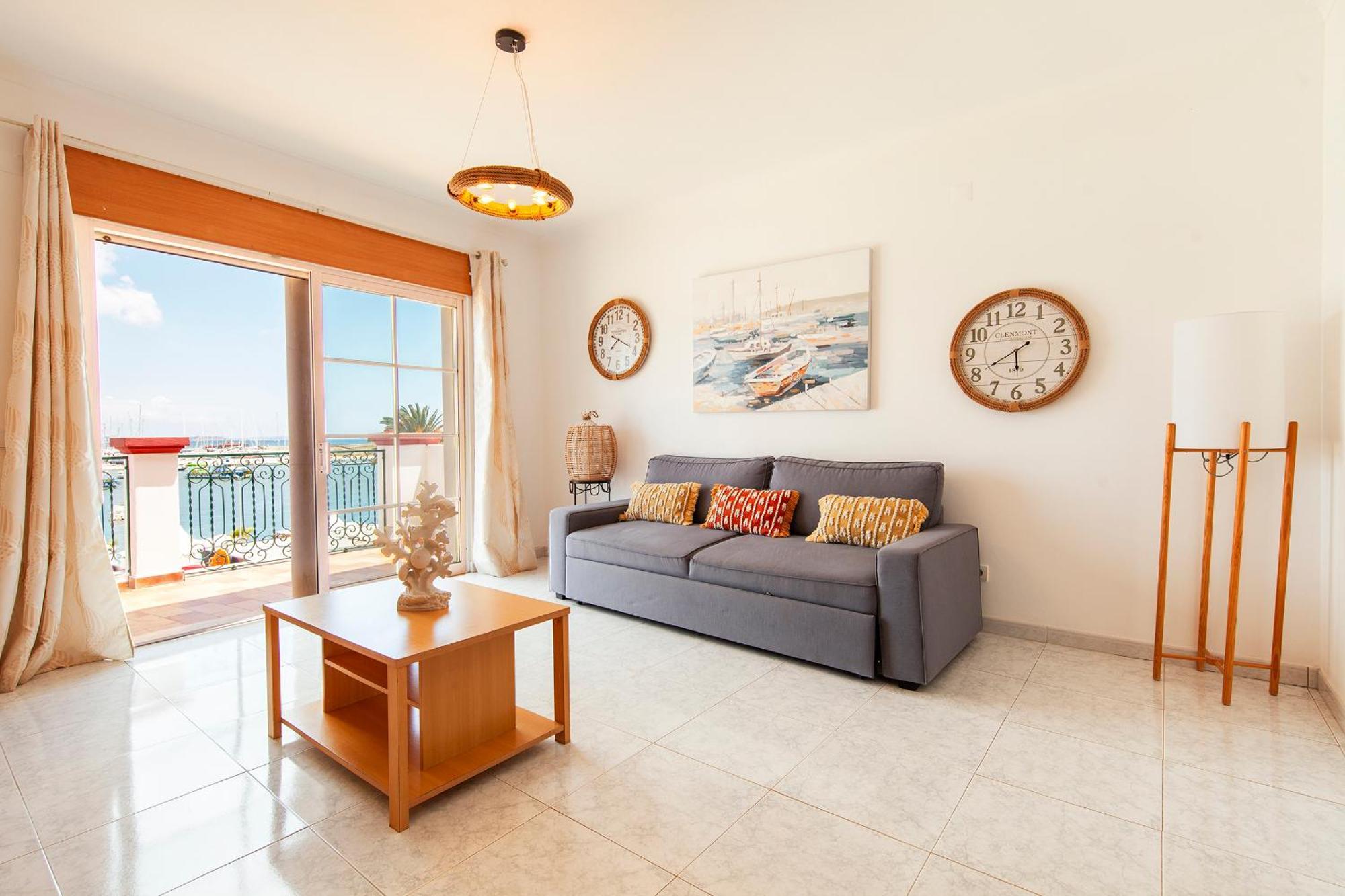 Apartment B37 - Door Lagos