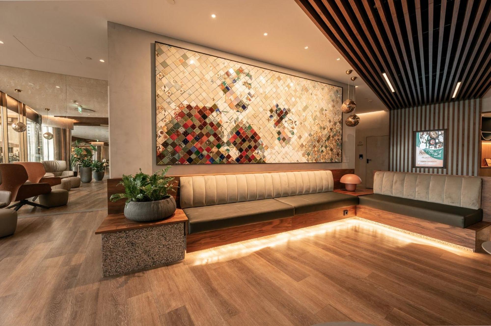 Lisbon-continental By Ihg Lisbon