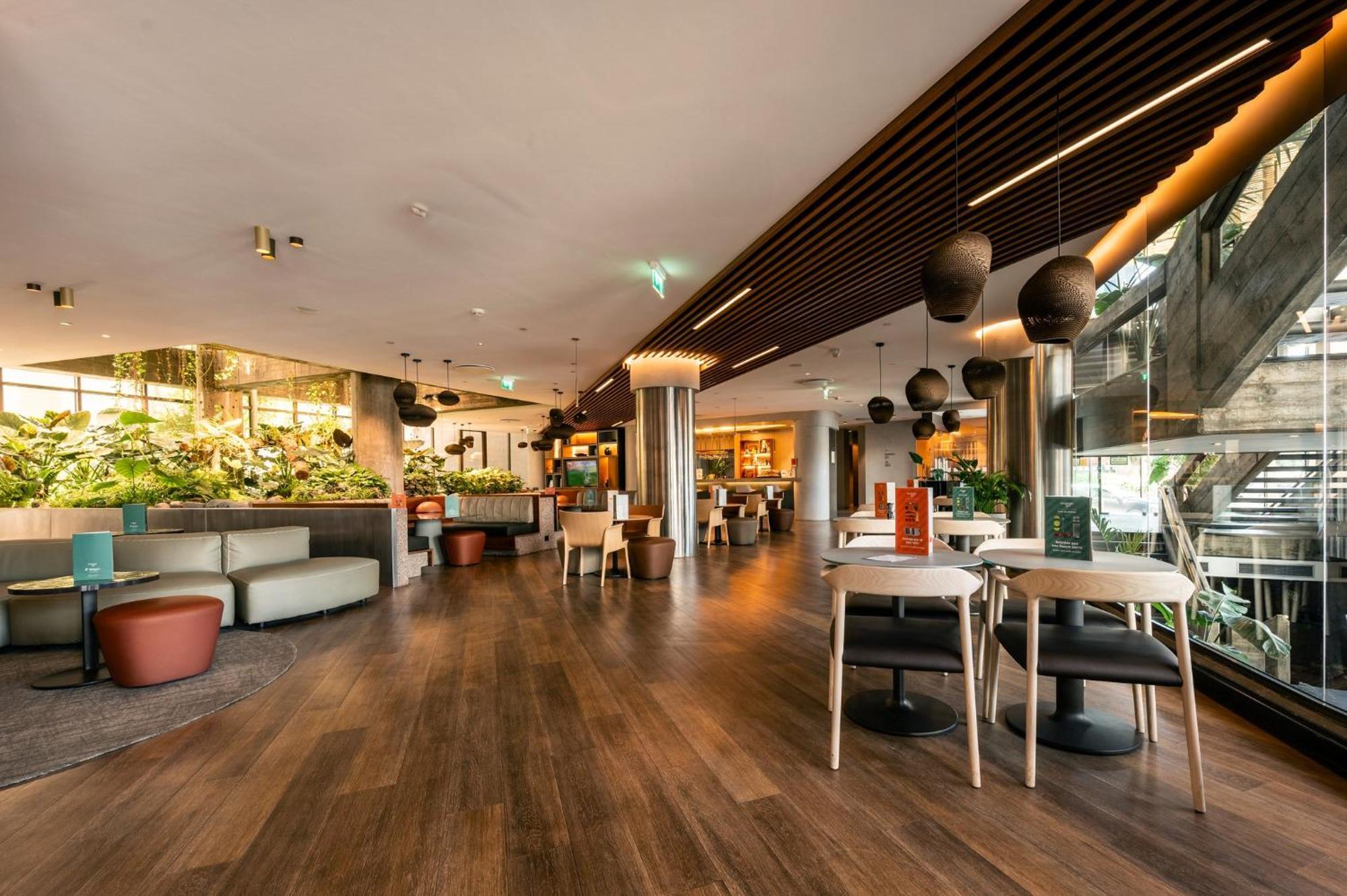 Lisbon-continental By Ihg Hotel Lisbon