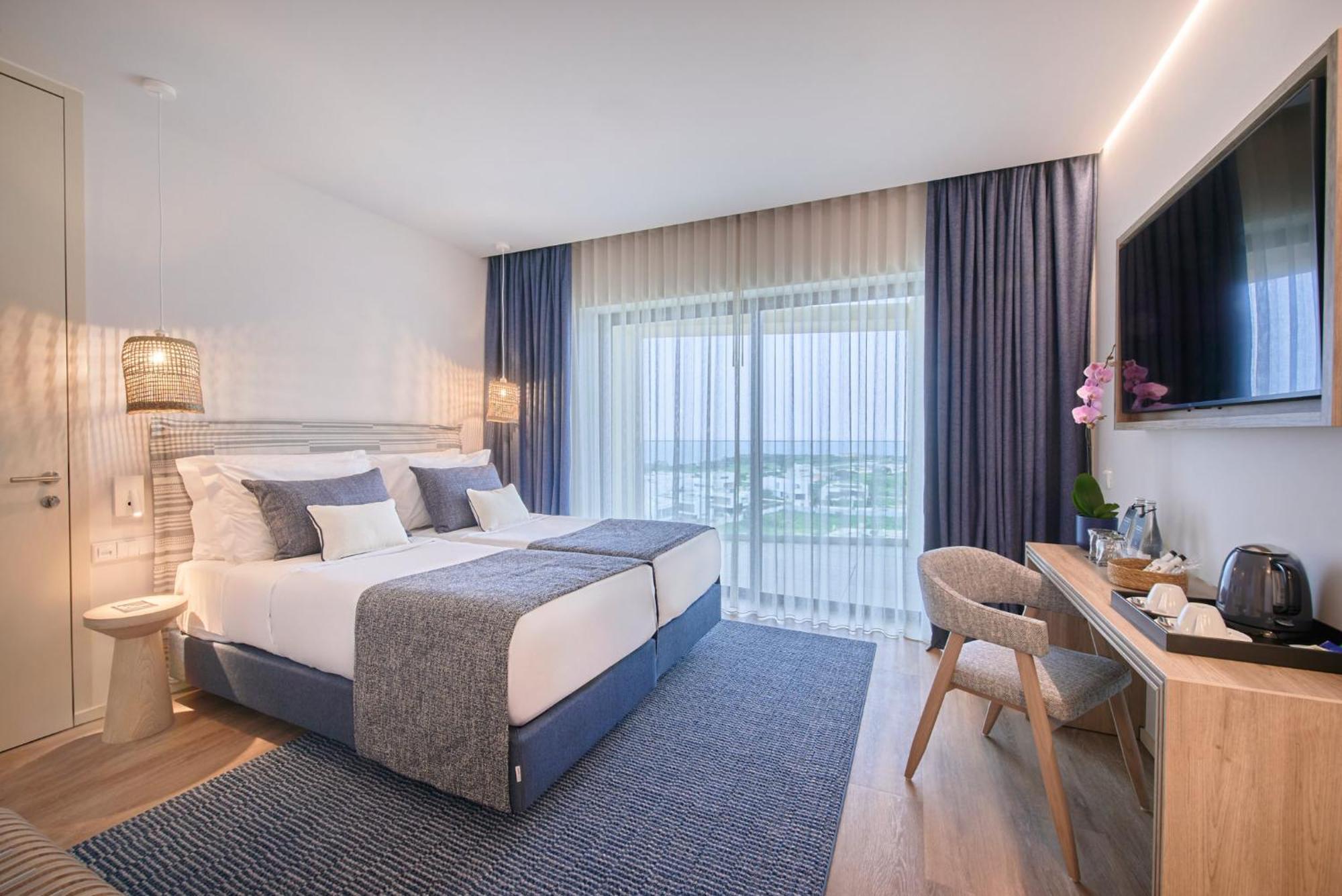 Hotel The Editory By The Sea