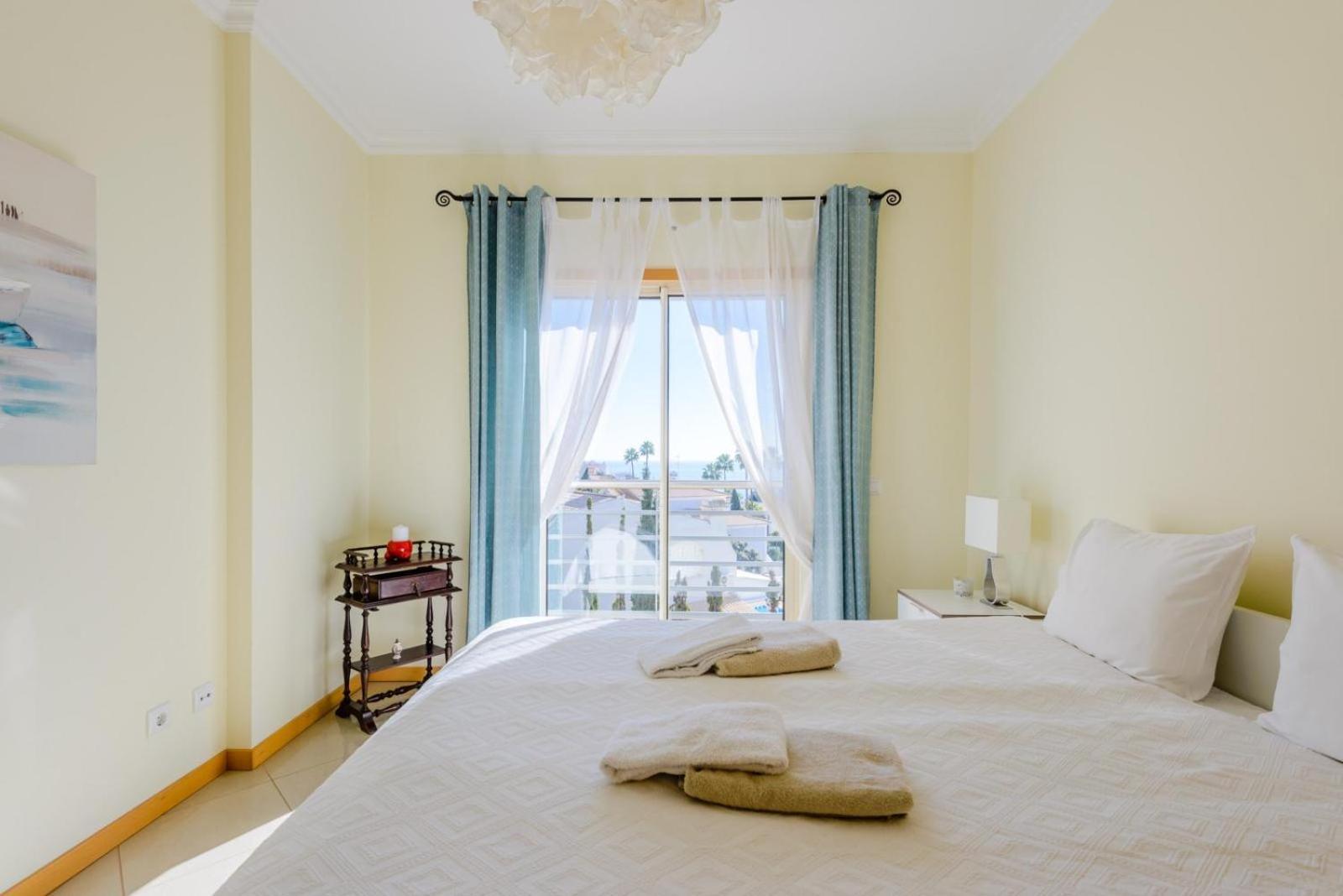 Apartment Homes Ocean View With Lovely Terrace, 2 Swimming Pools & Tennis Court Albufeira