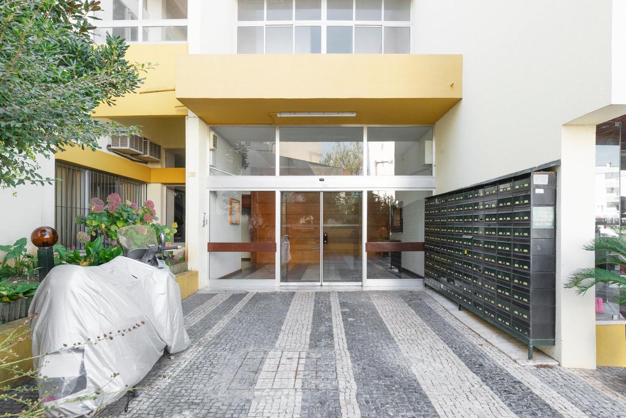 Equador By Olala Homes Apartment